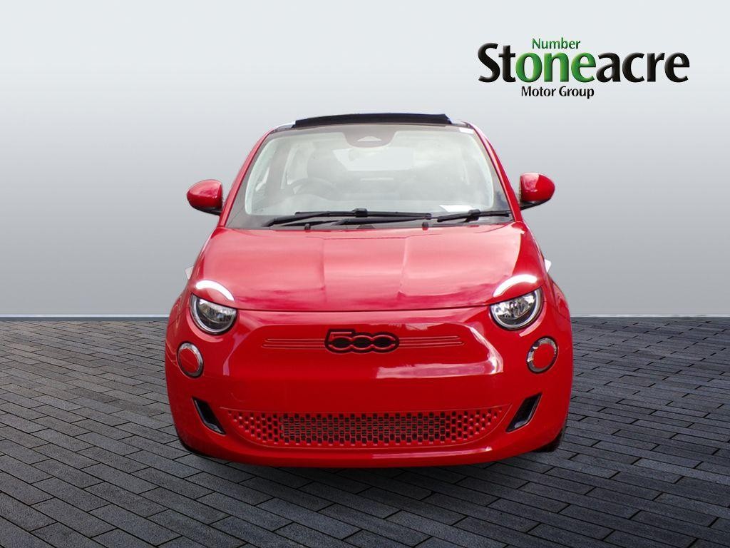 Fiat 500e C Image 10