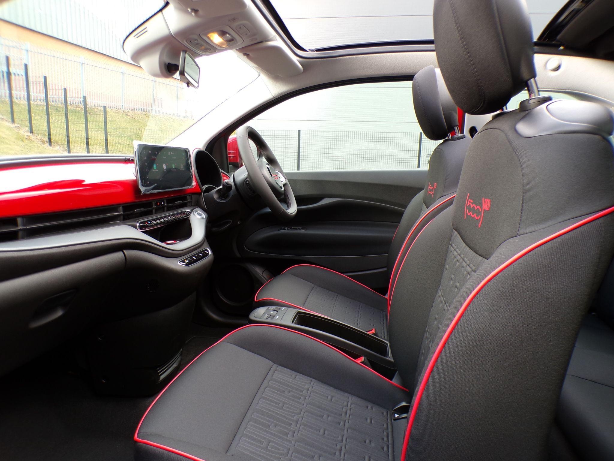 Fiat 500e C Image 14