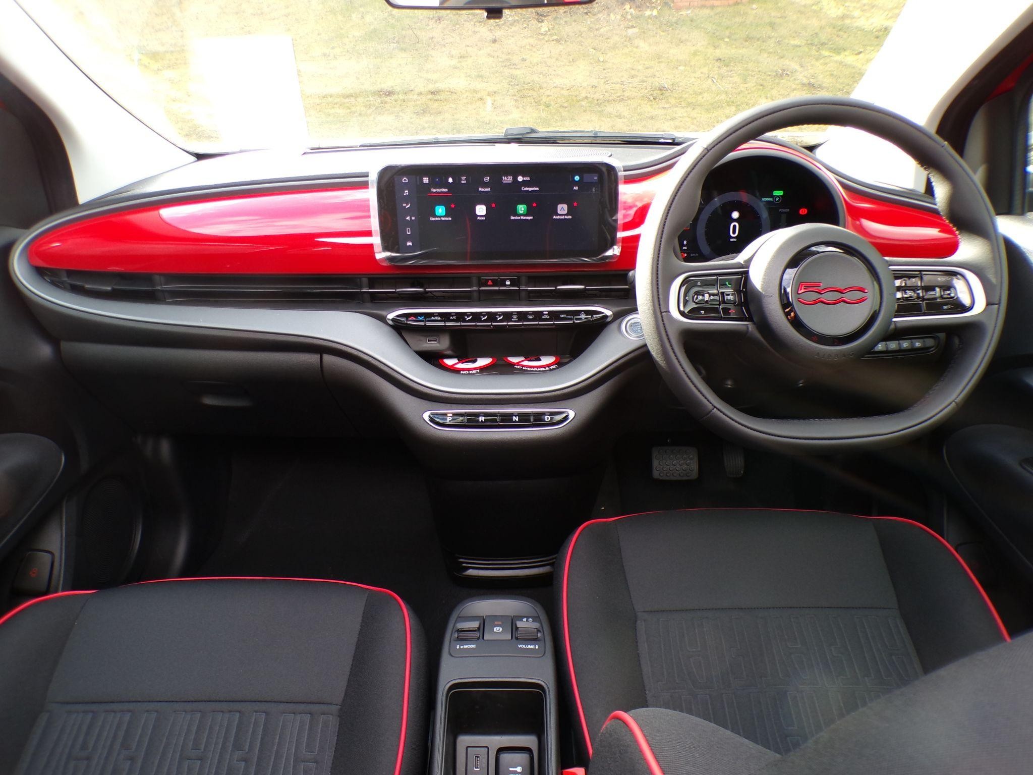 Fiat 500e C Image 30