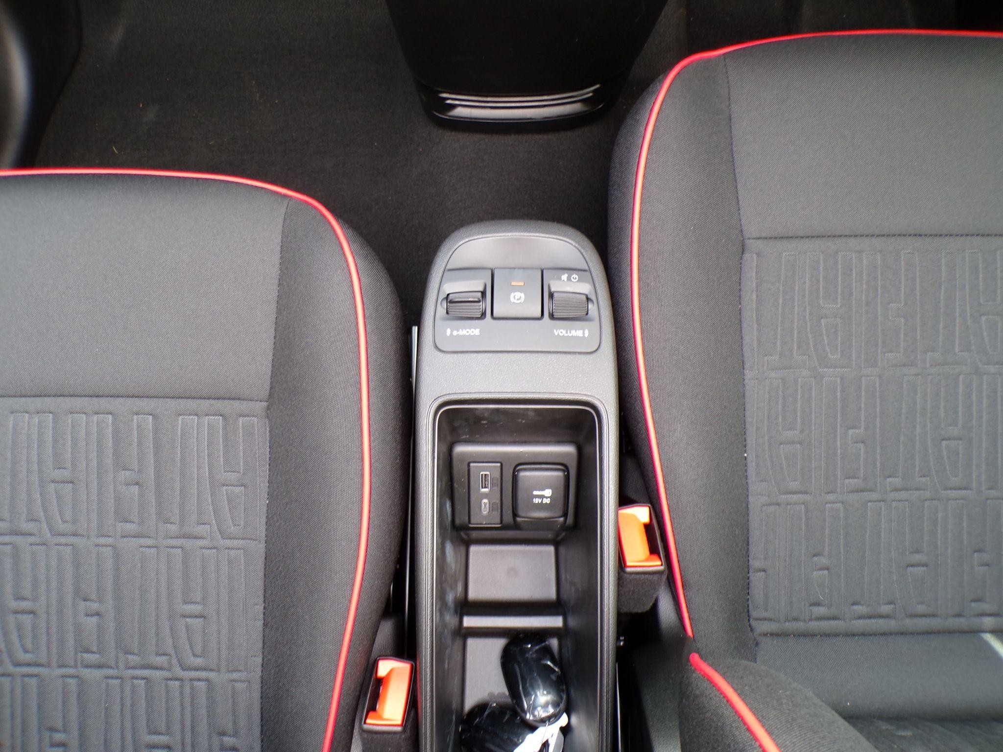 Fiat 500e C Image 31