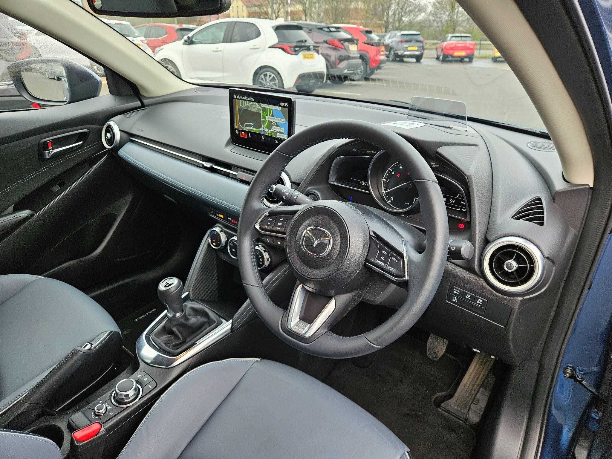 Mazda2 Image 11