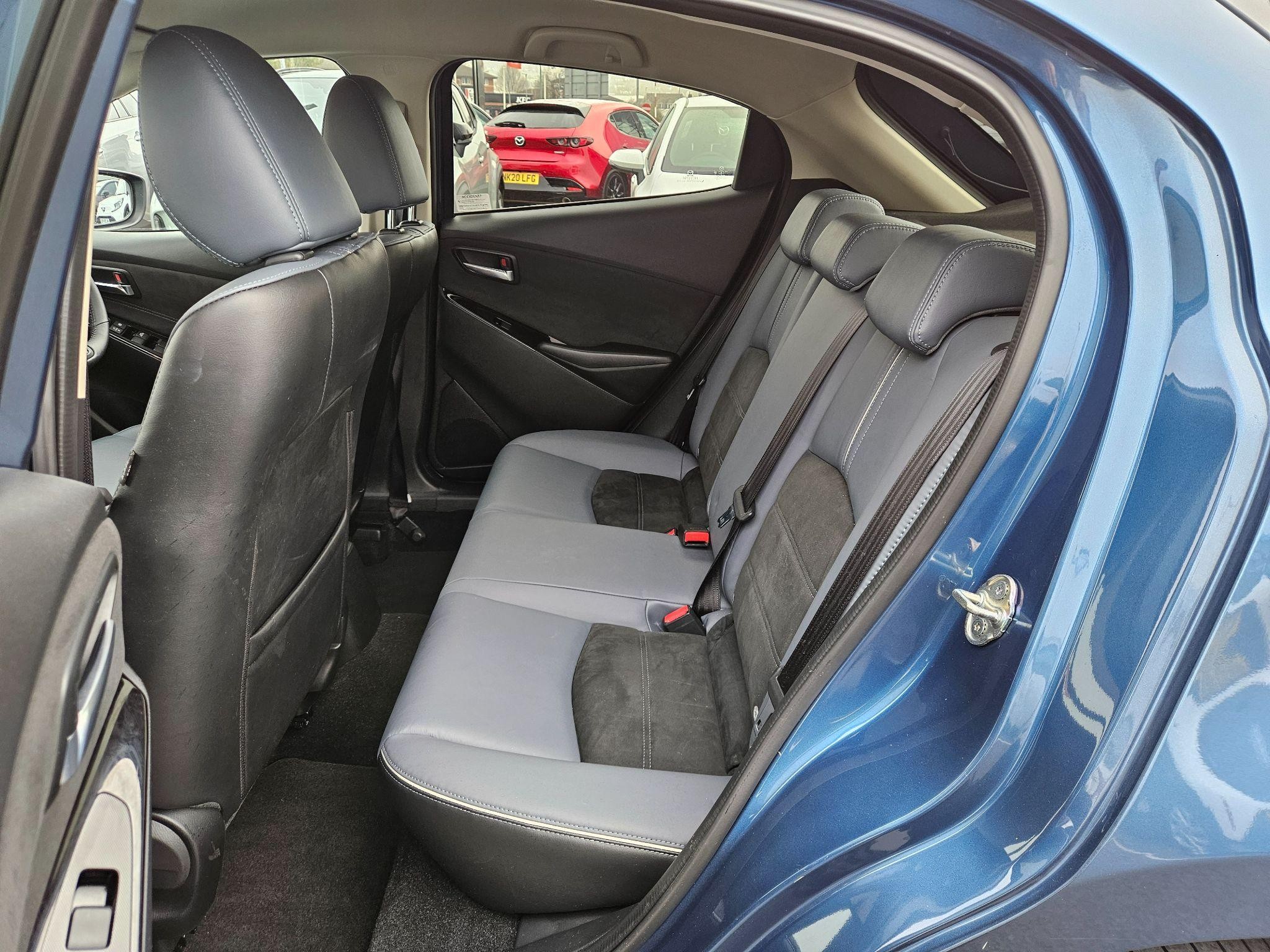 Mazda2 Image 19