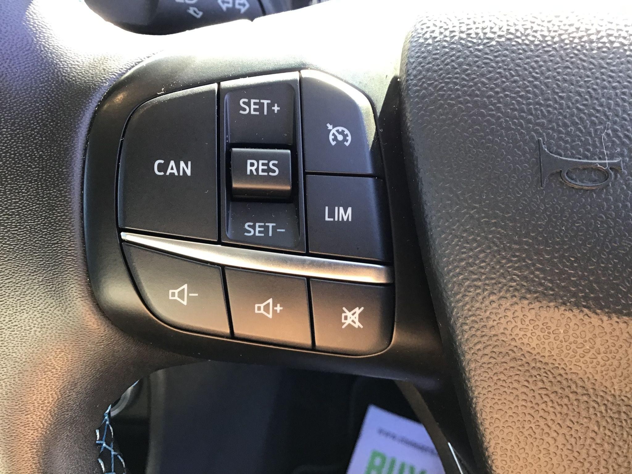 Ford Fiesta Image 15