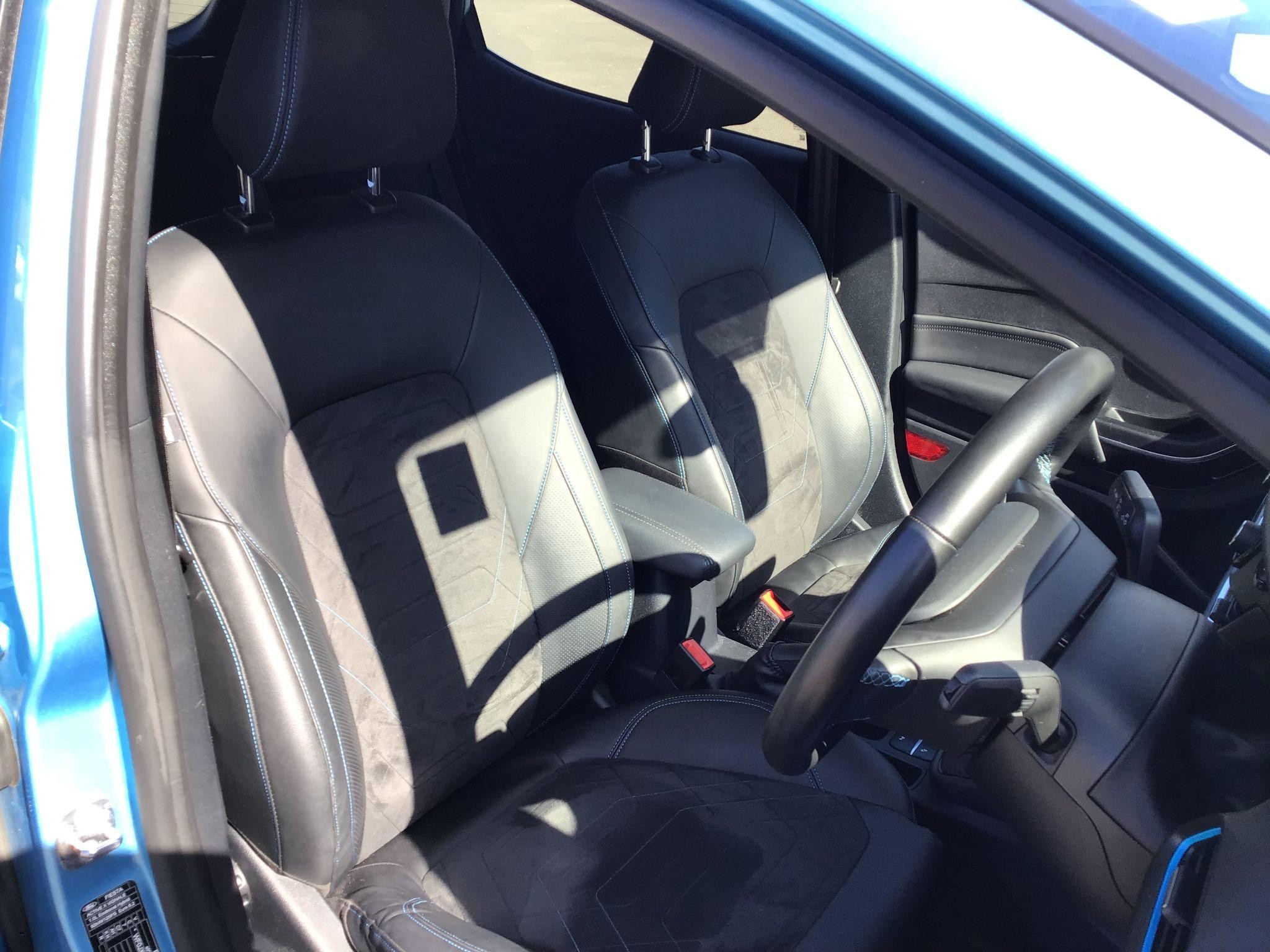 Ford Fiesta Image 19