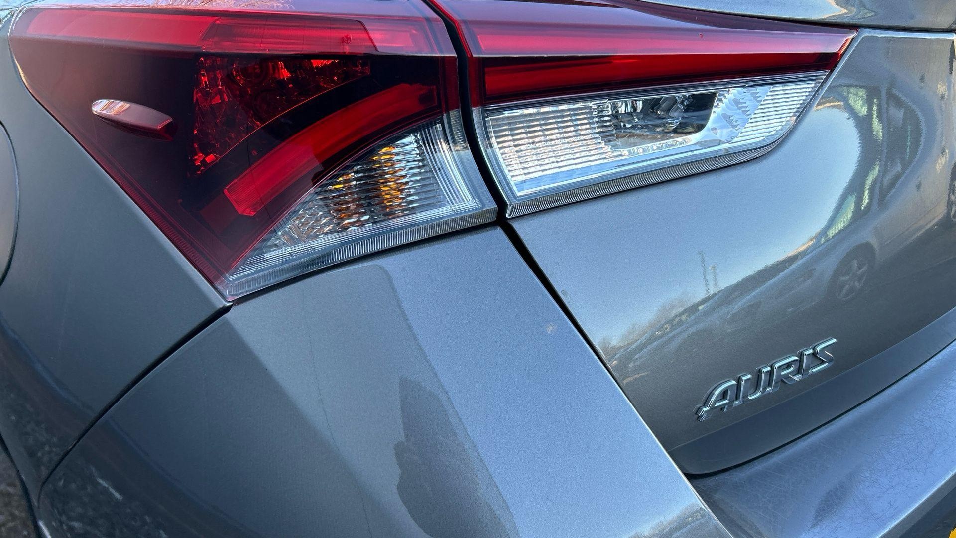 Toyota Auris Image 49