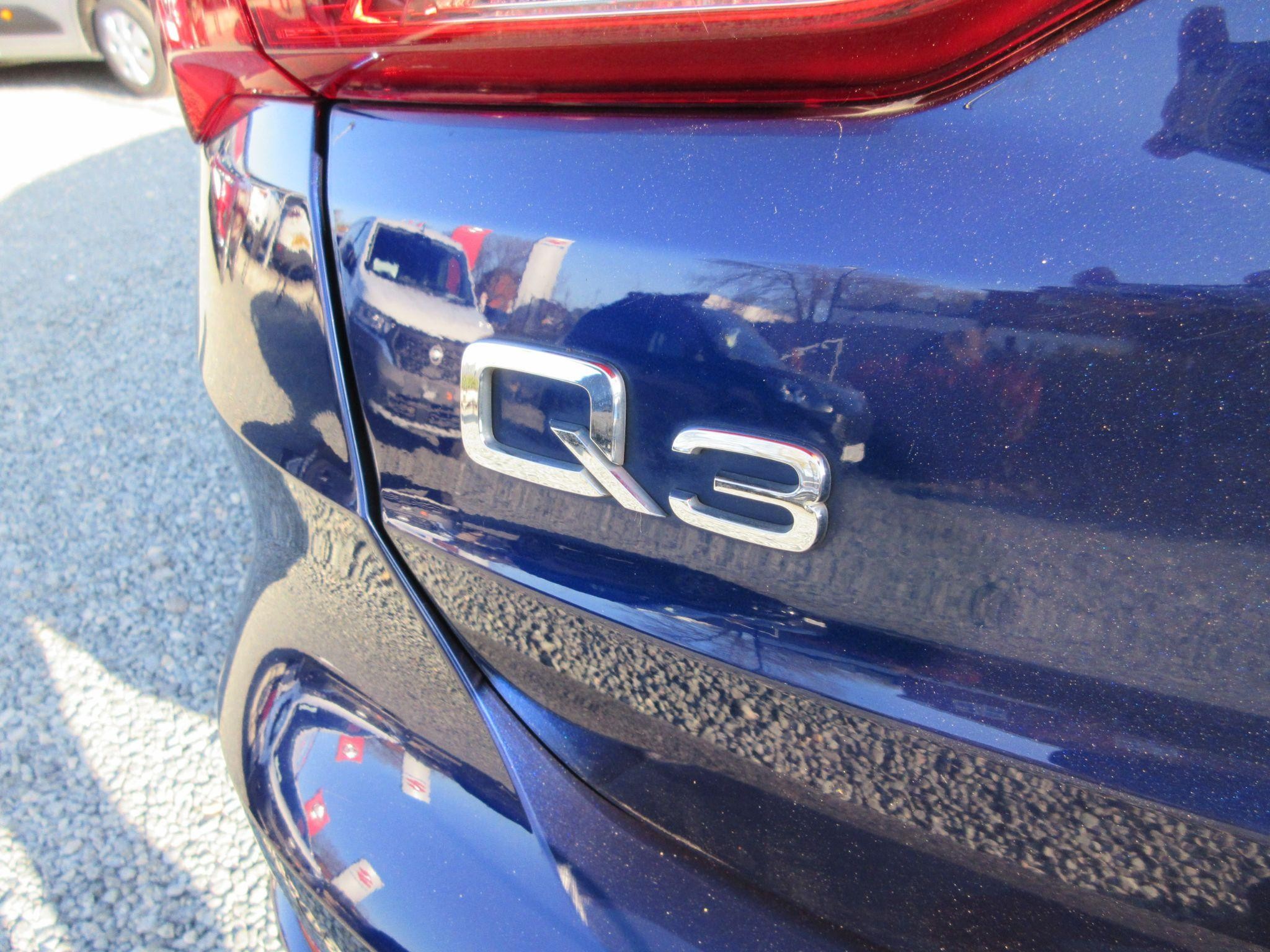 Audi Q3 Image 32