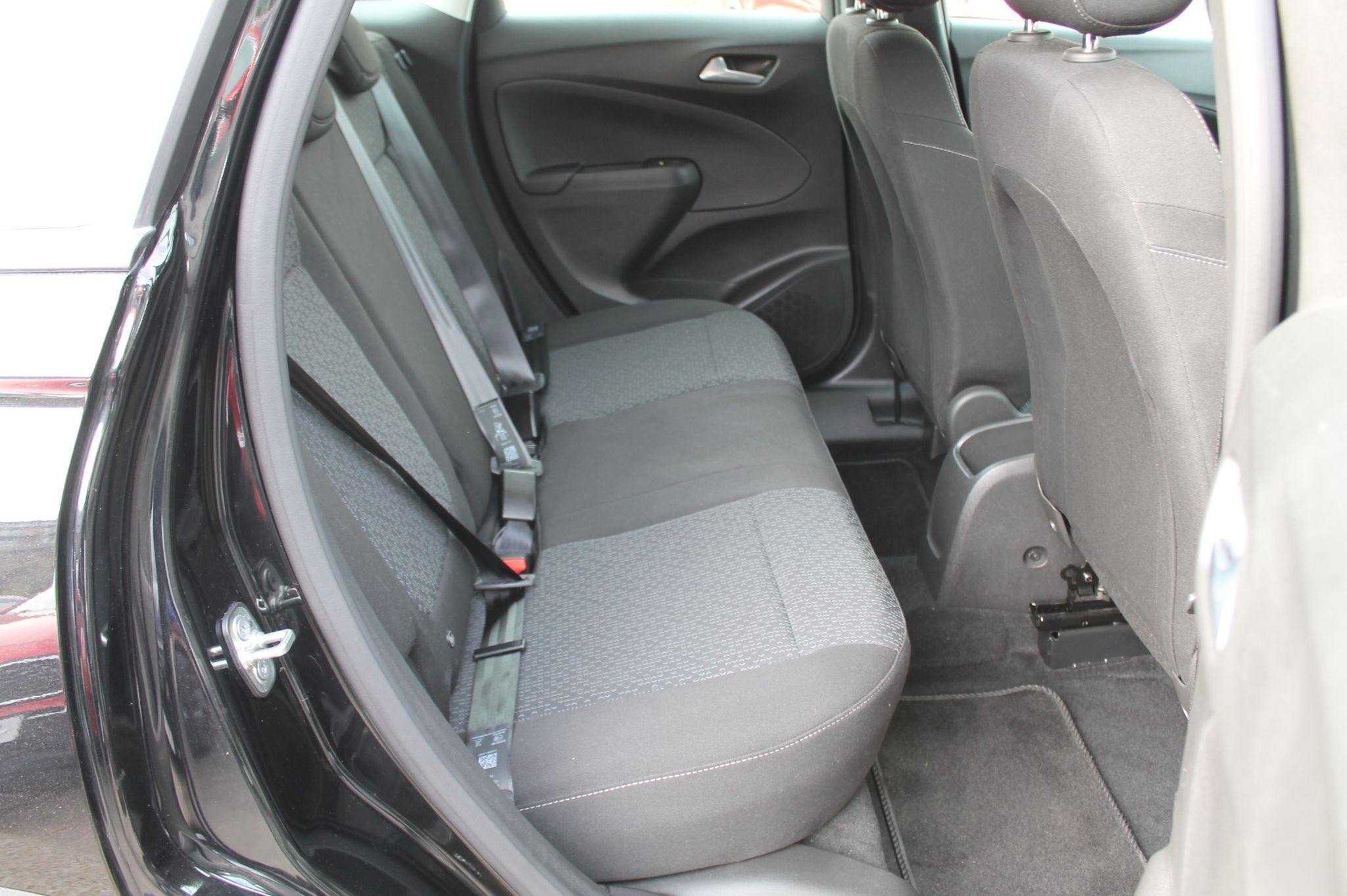 Vauxhall Crossland Image 21