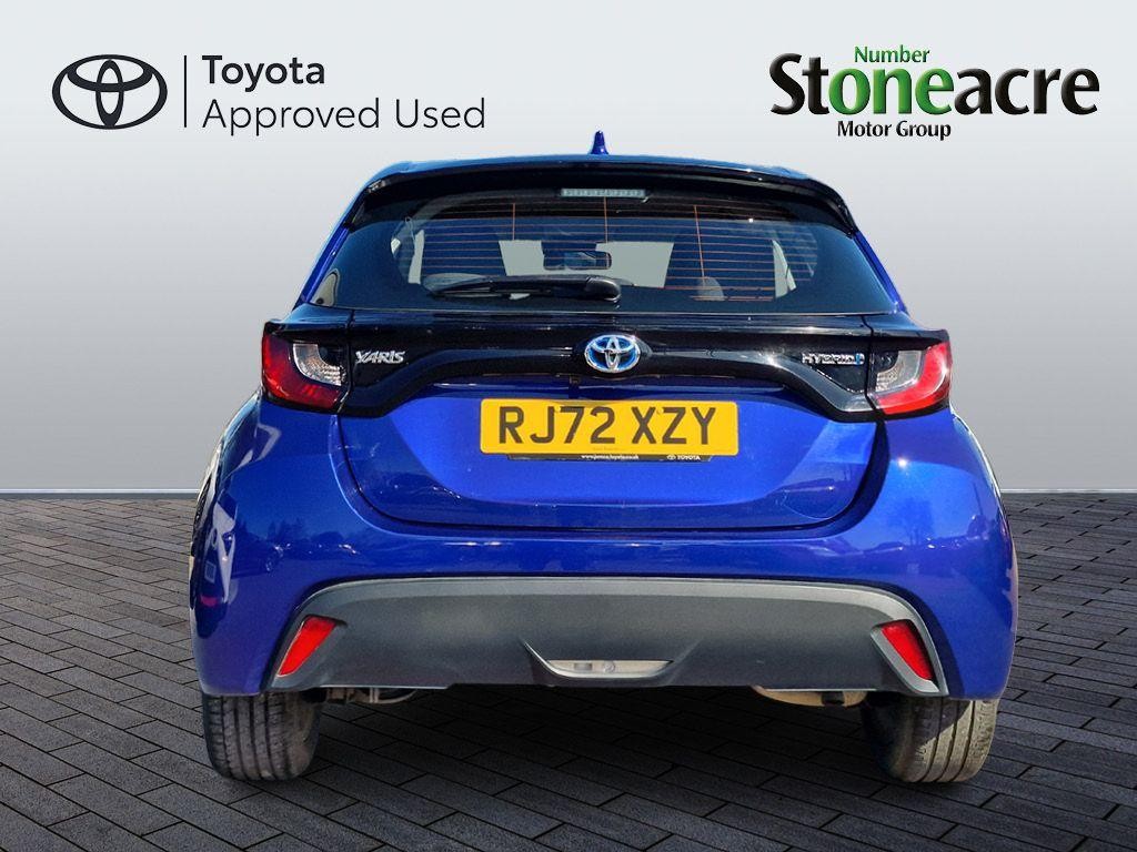 Toyota Yaris Image 21