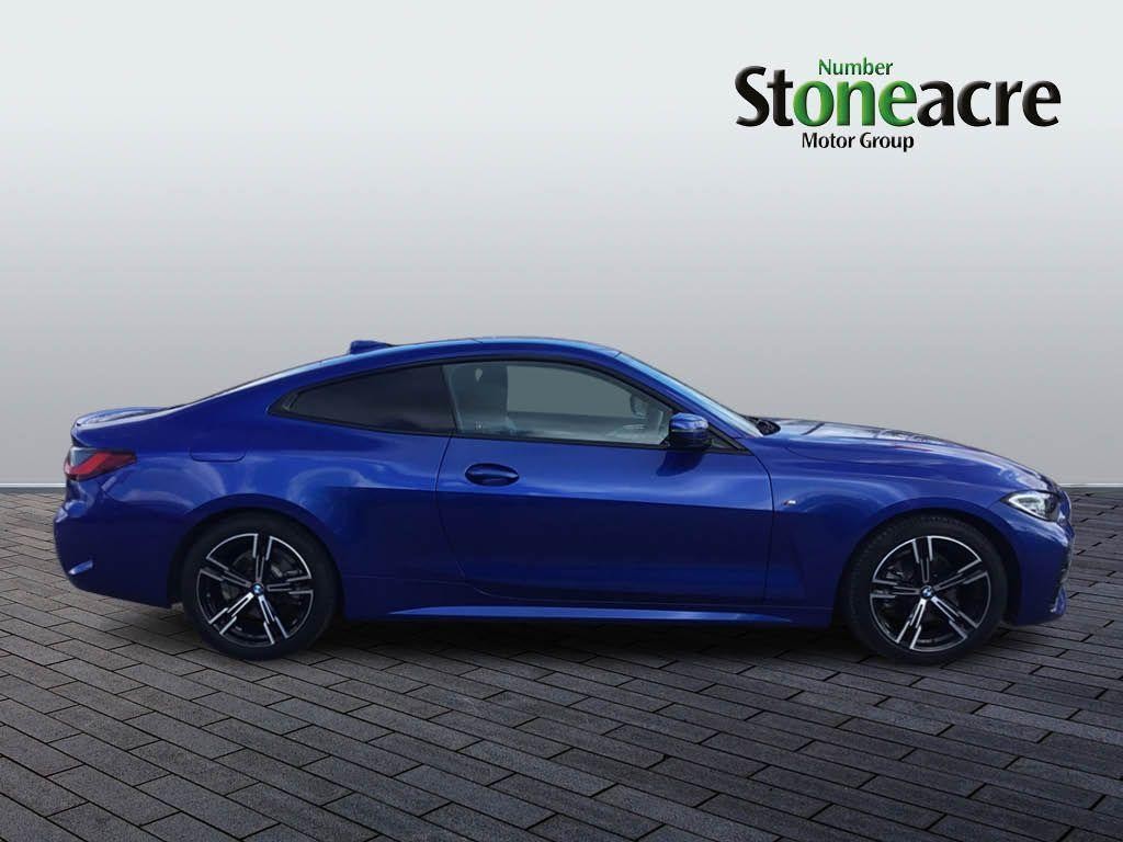 BMW 4 Series Image 2