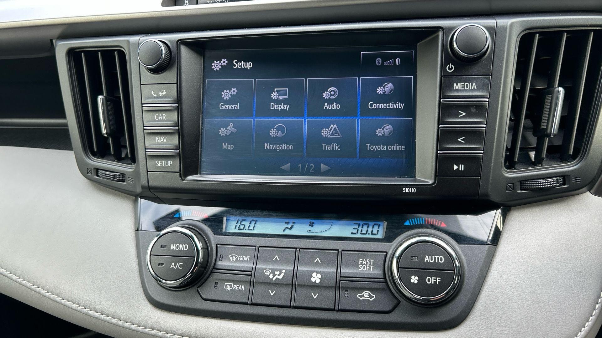 Toyota RAV4 Image 36