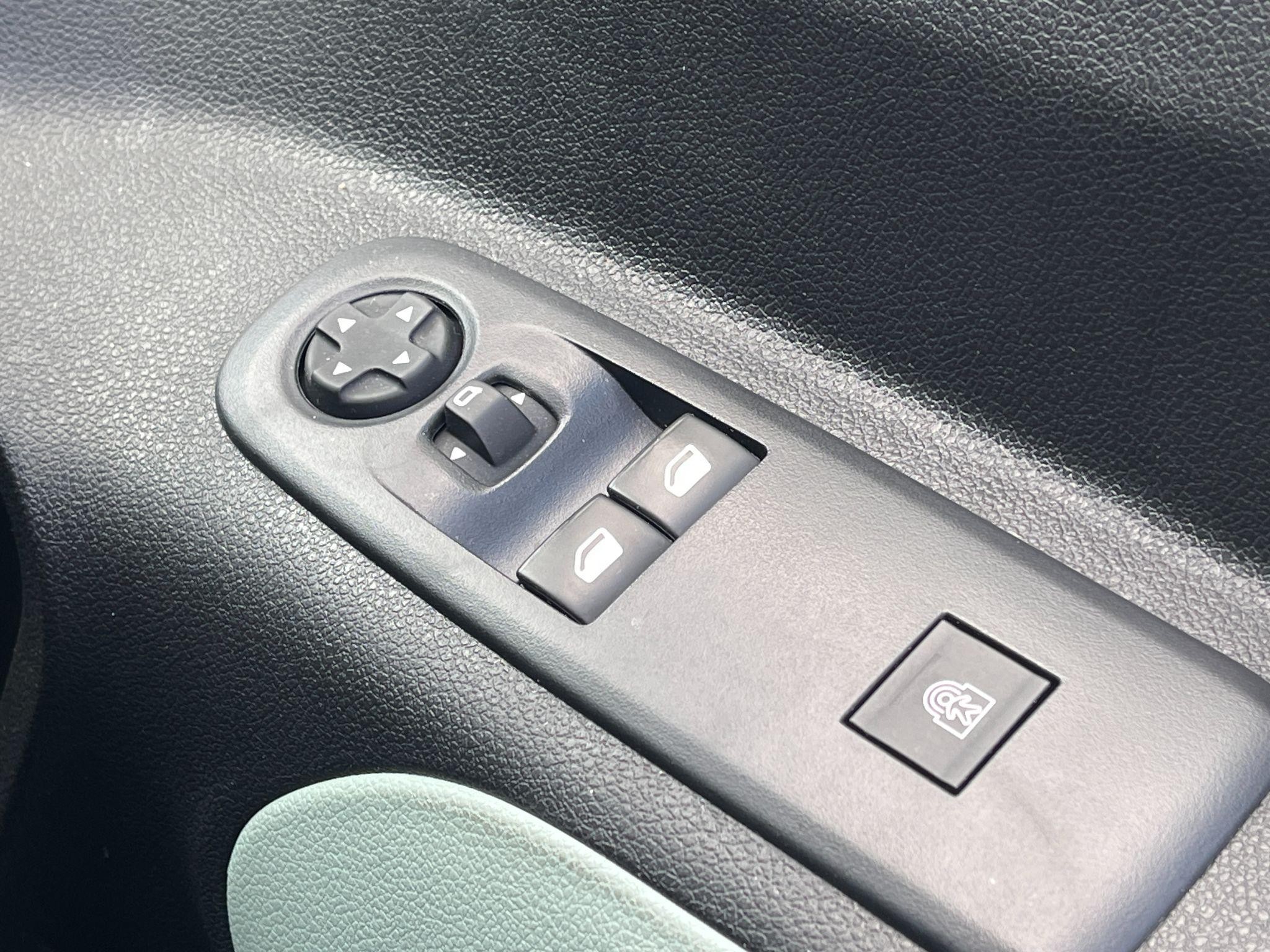 Citroen e-Berlingo Image 12