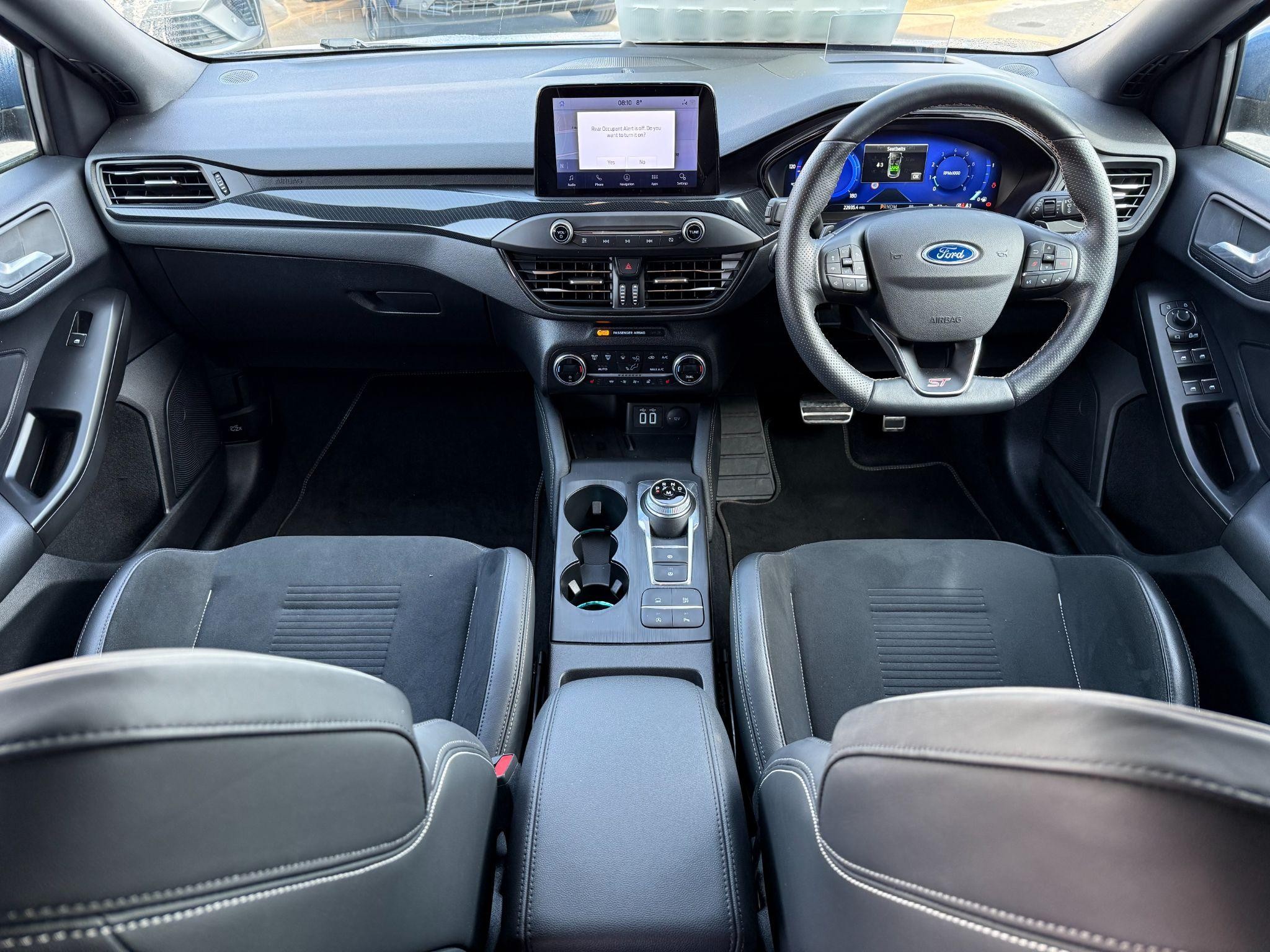 Ford Focus Image 13