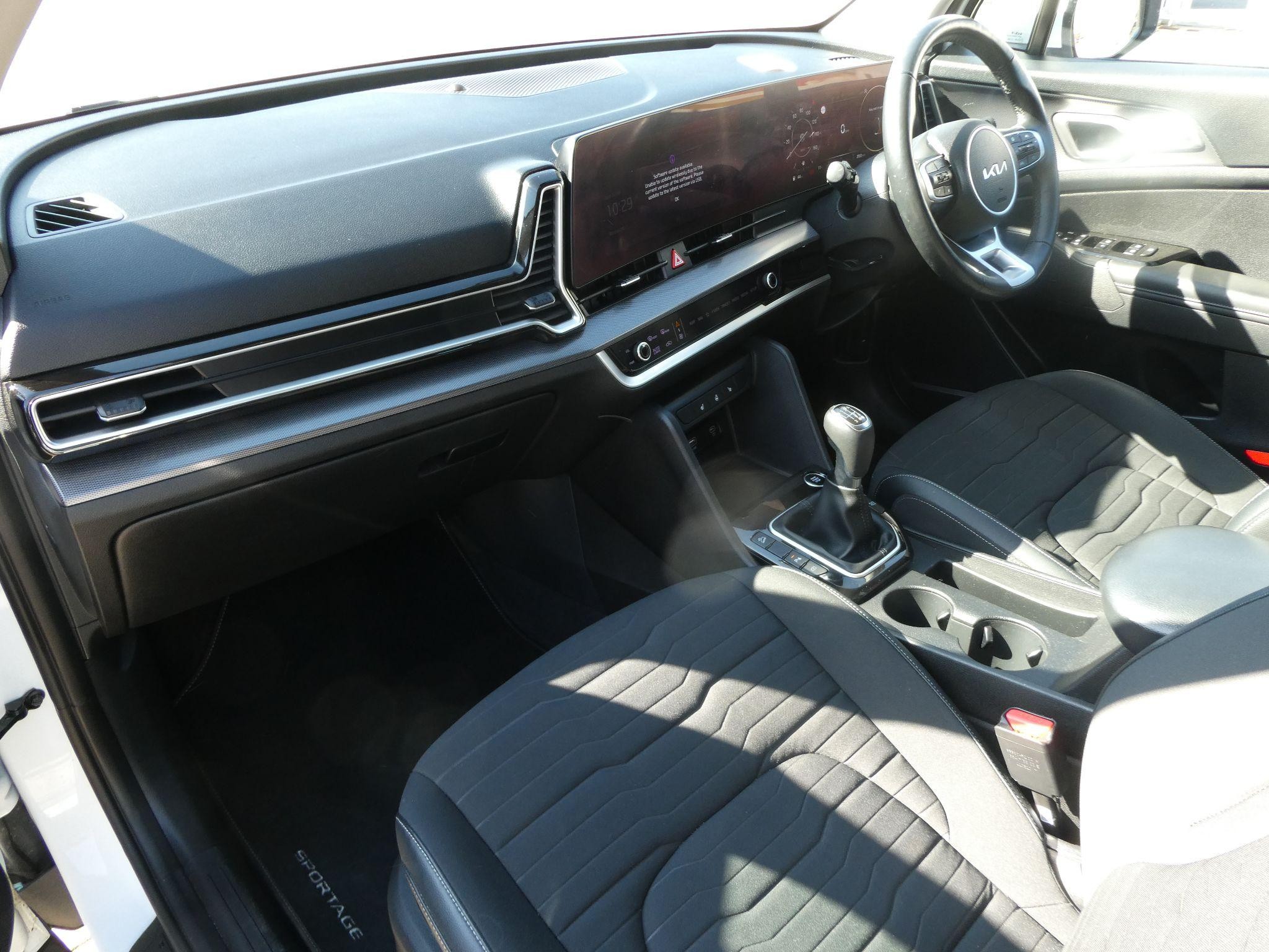 Kia Sportage Image 13