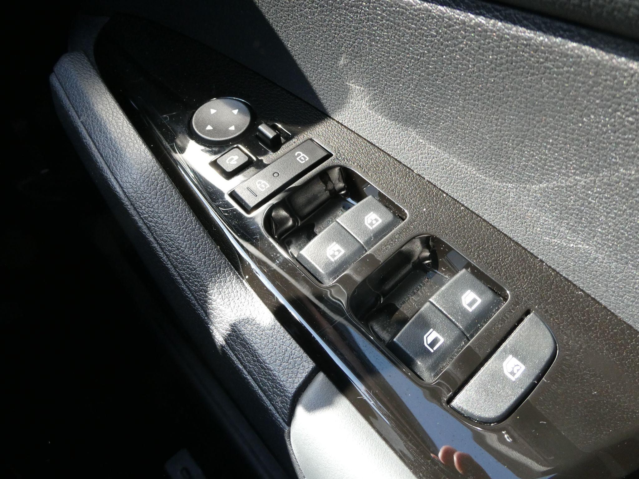 Kia Sportage Image 25