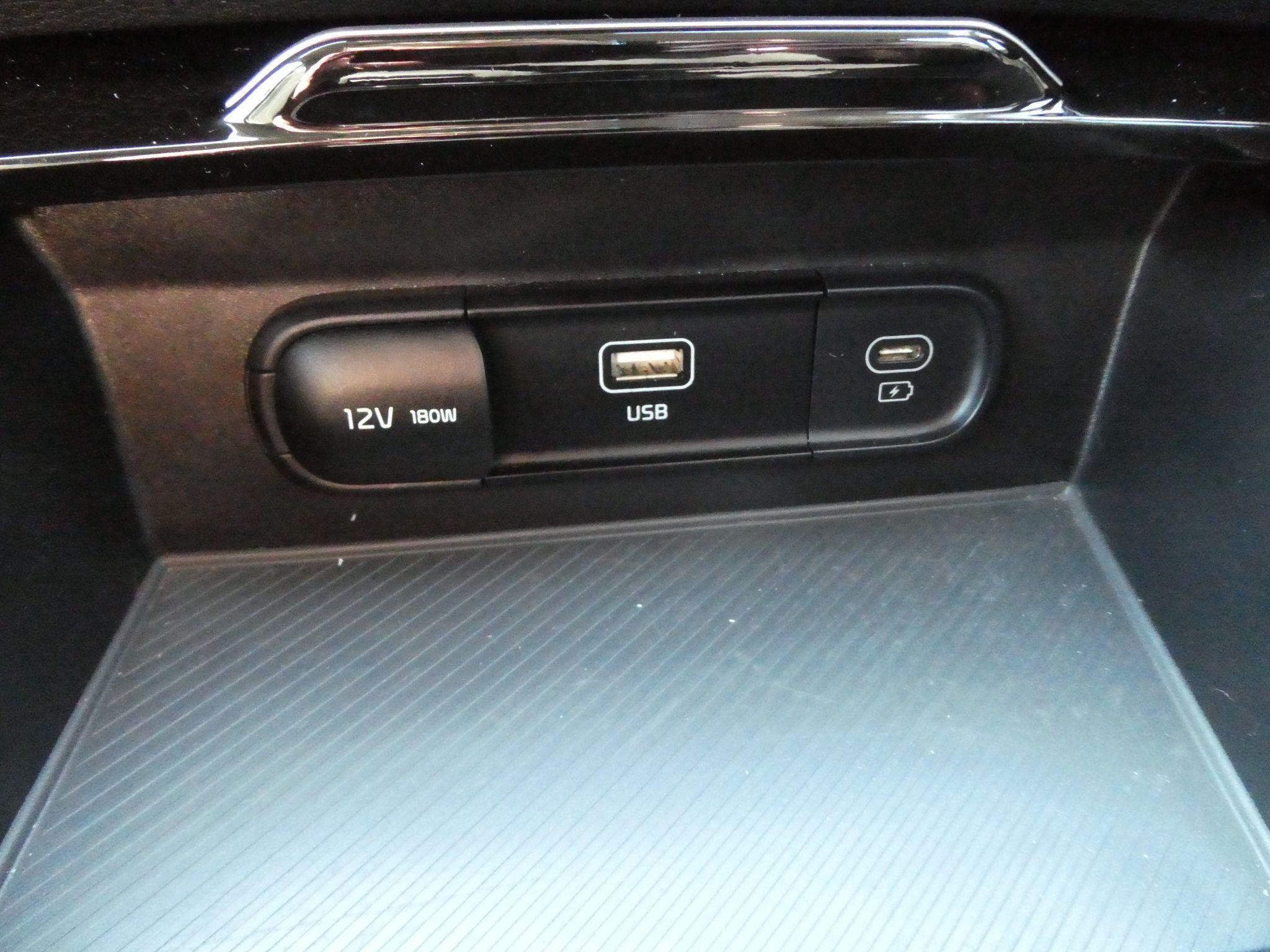 Kia Sportage Image 30