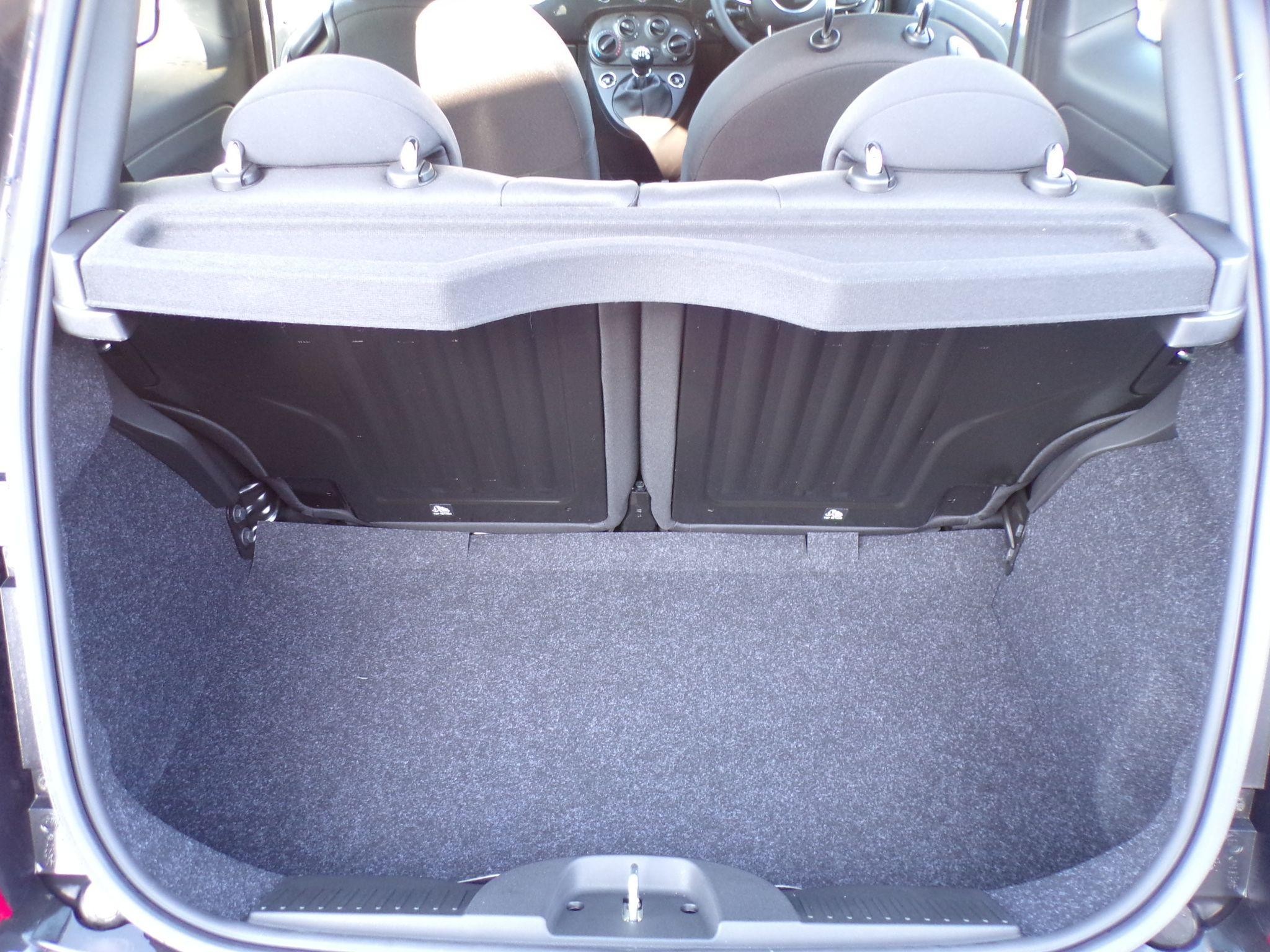 Fiat 500 Hybrid Image 12