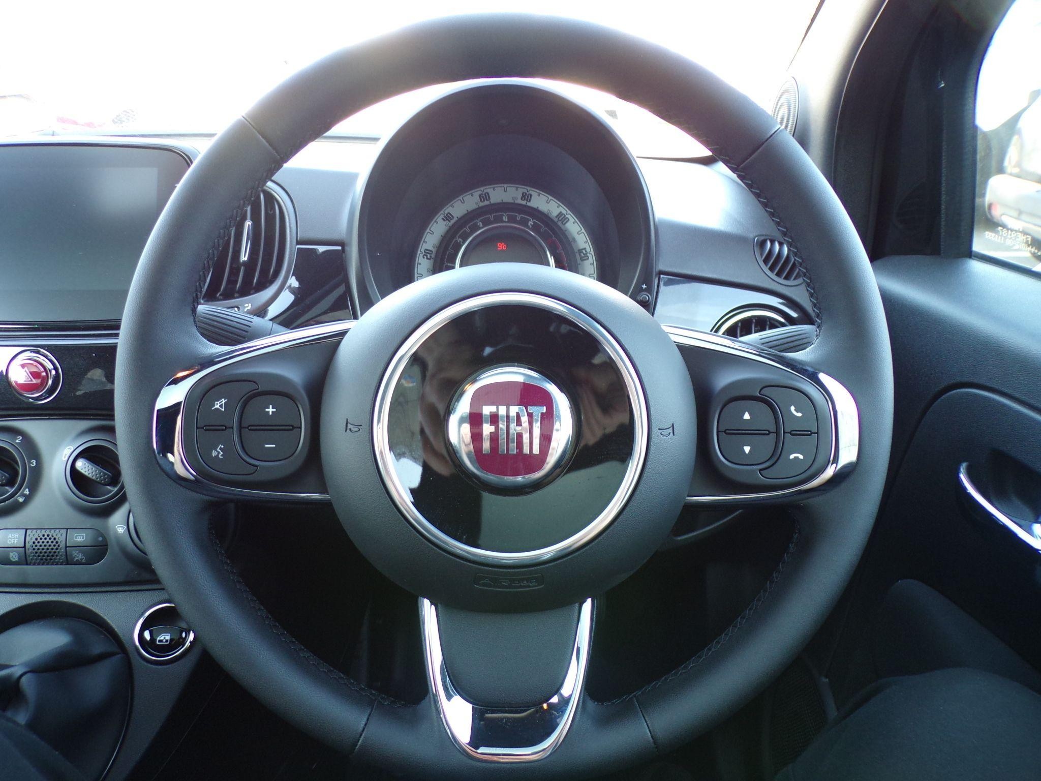 Fiat 500 Hybrid Image 19