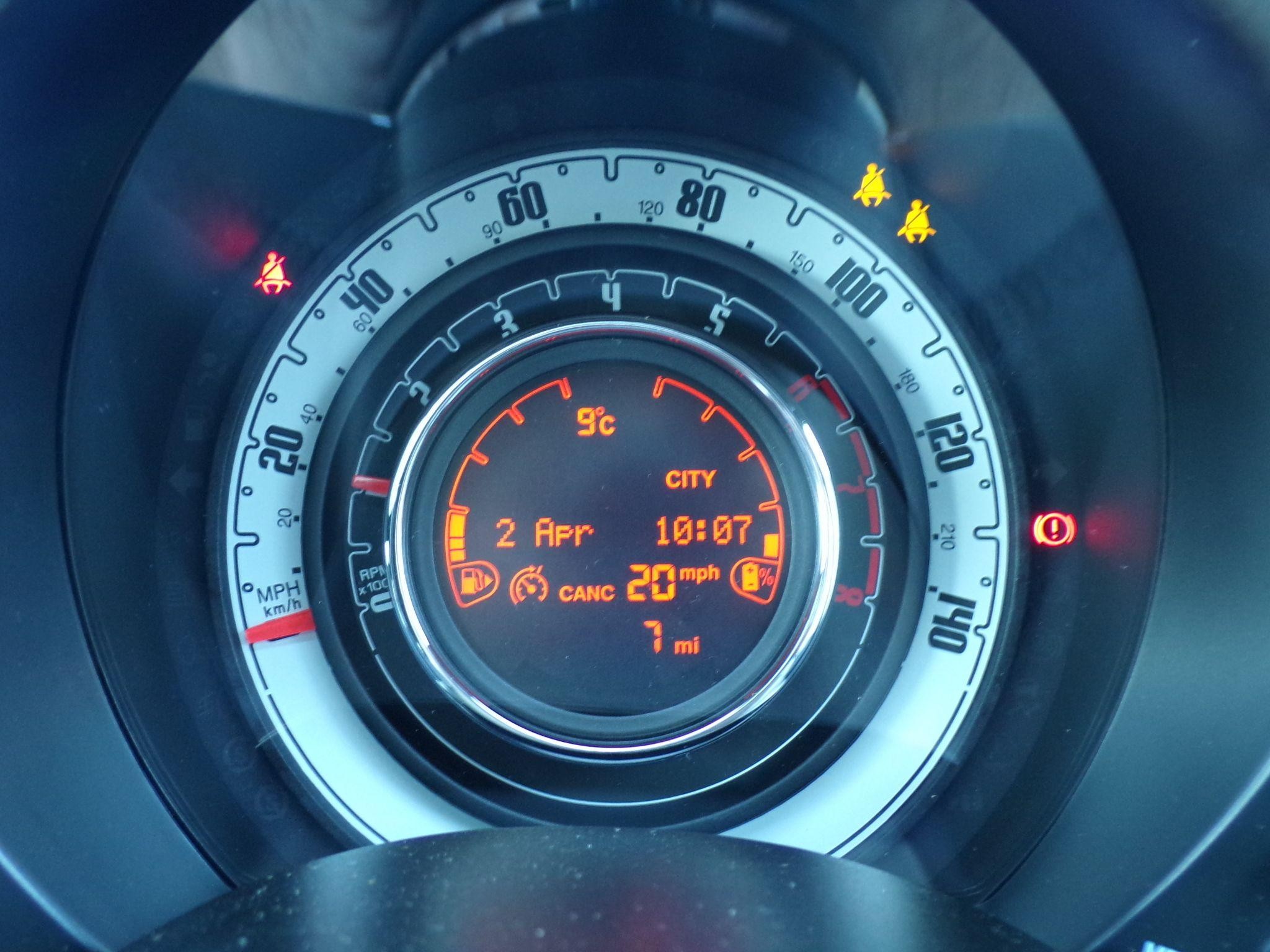 Fiat 500 Hybrid Image 20