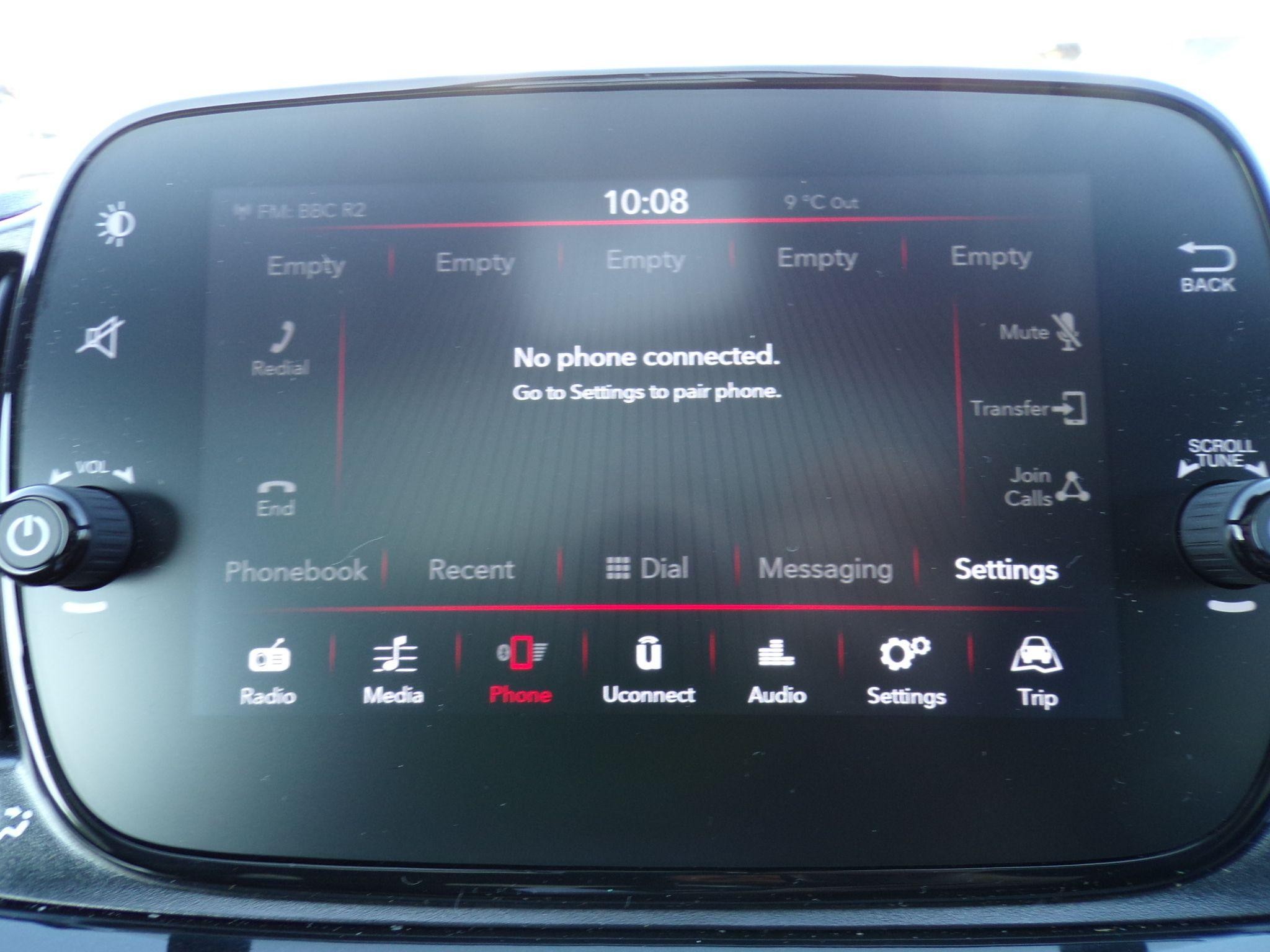 Fiat 500 Hybrid Image 23