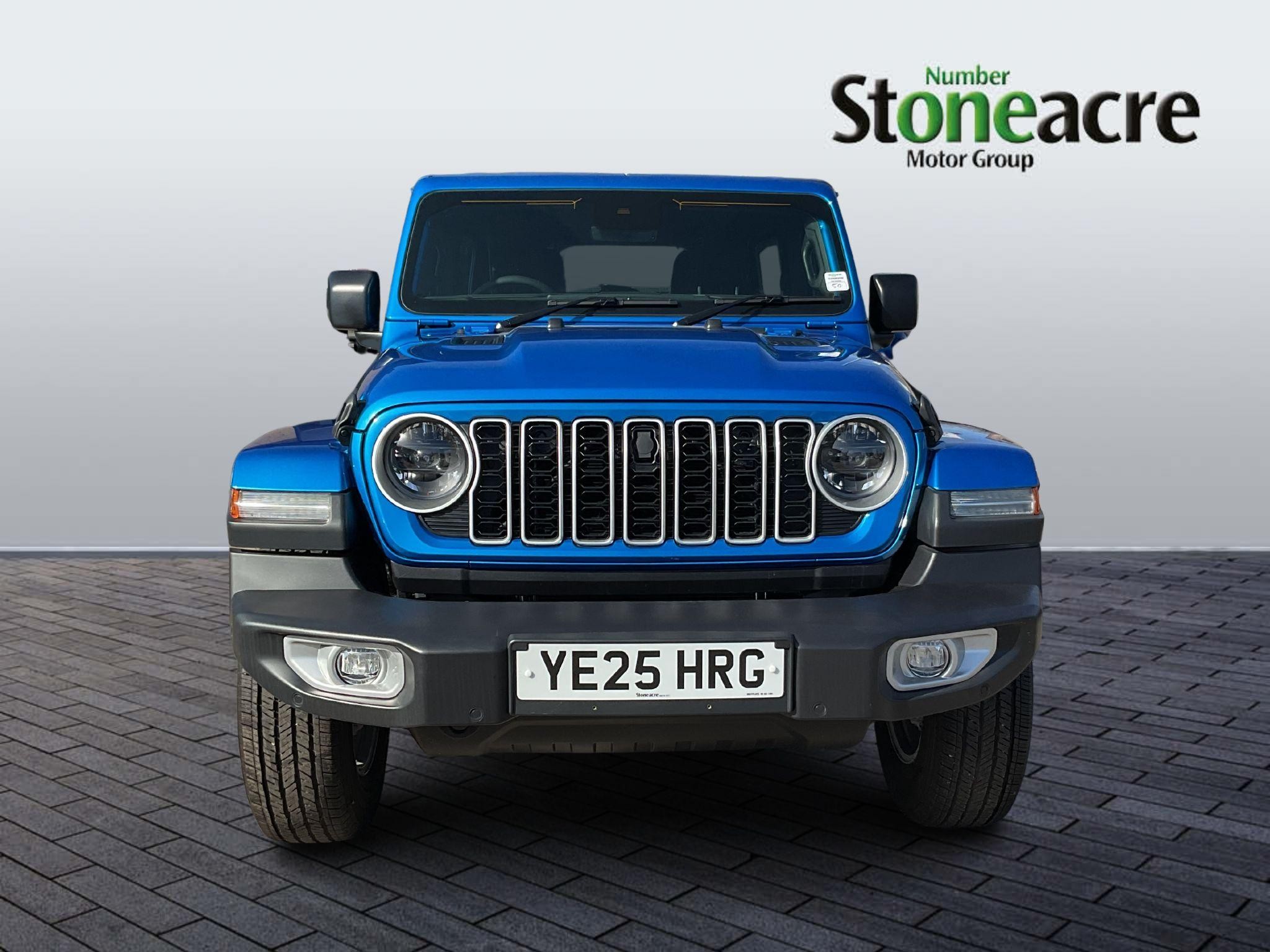 Jeep Wrangler Image 2