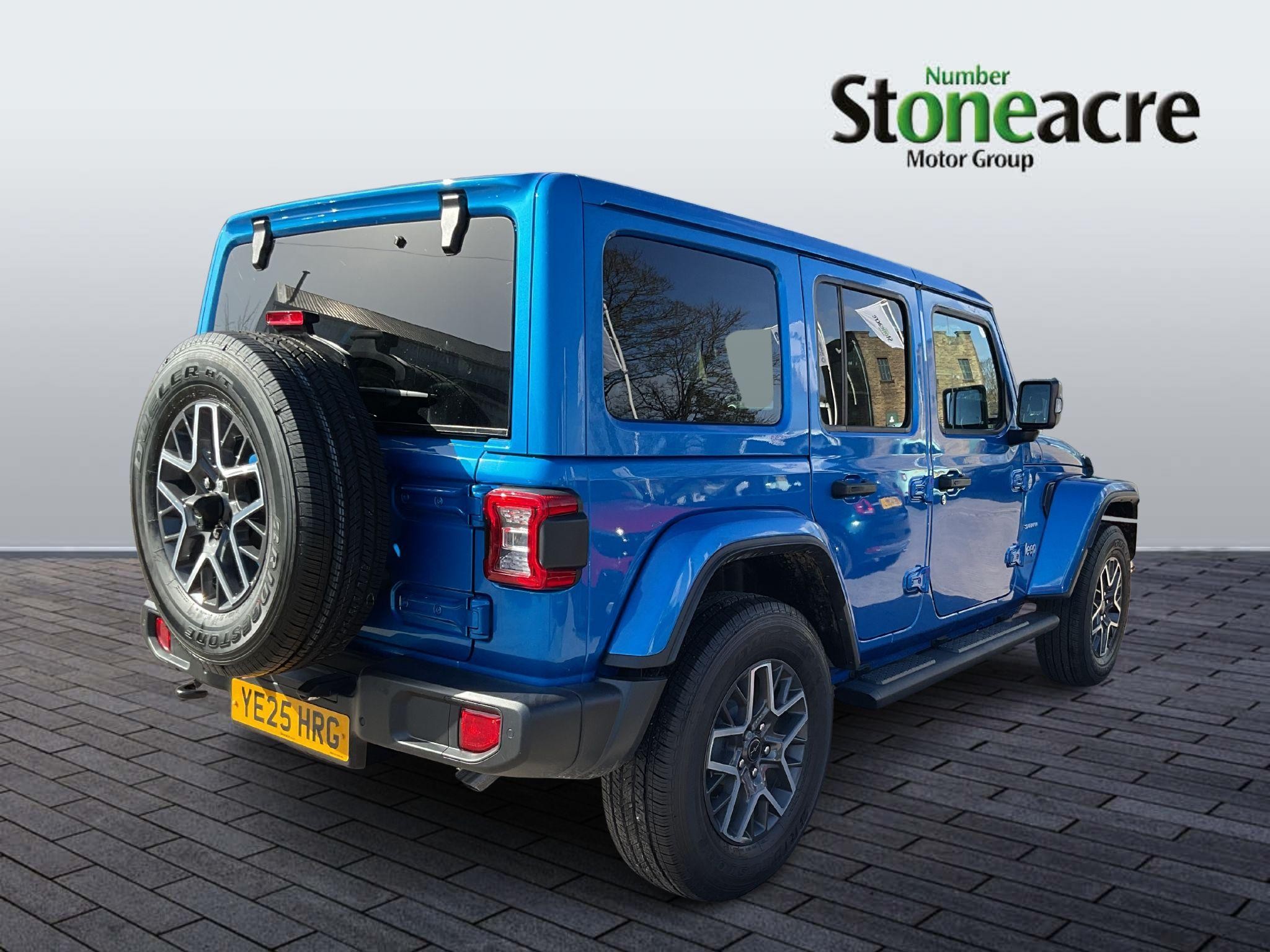 Jeep Wrangler Image 6