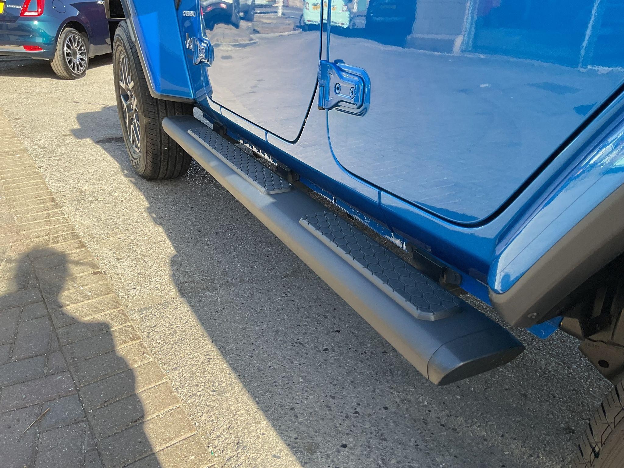 Jeep Wrangler Image 14