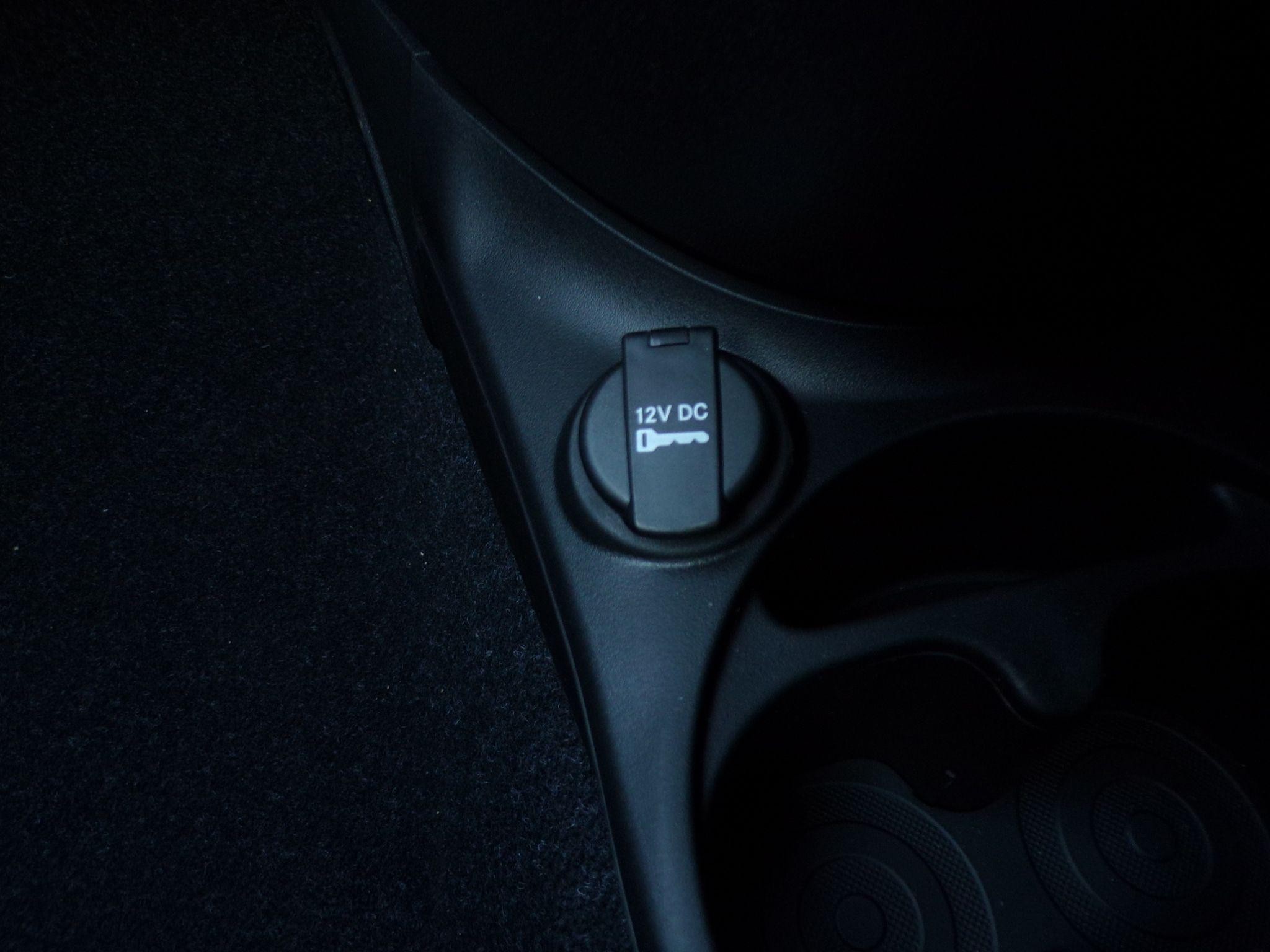 Fiat 500 Hybrid Image 27