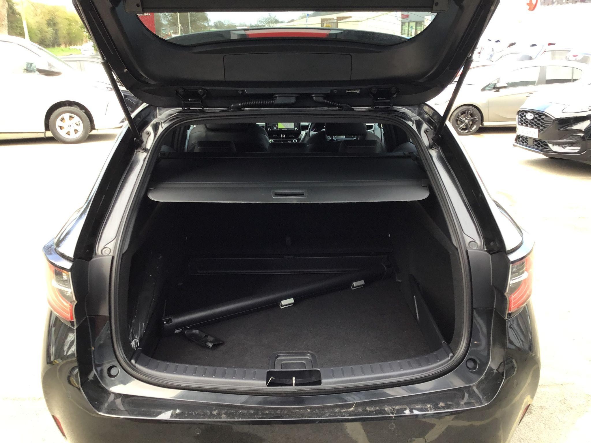 Toyota Corolla Image 14