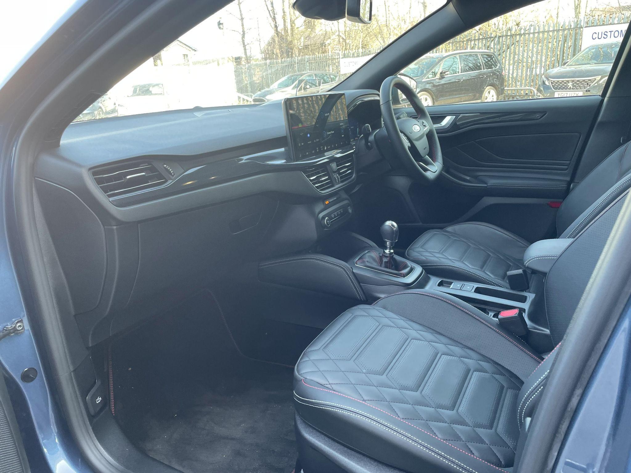 Ford Focus Image 29