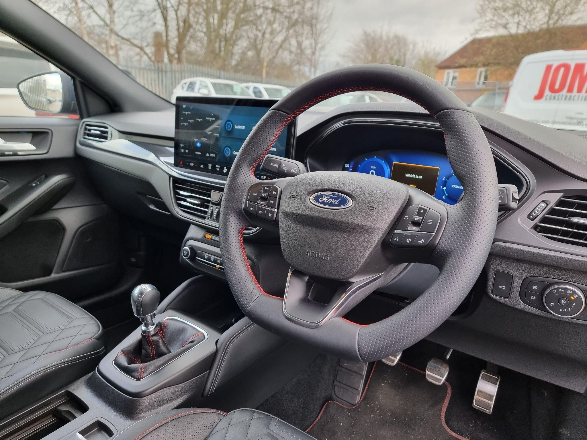 Ford Focus Image 31