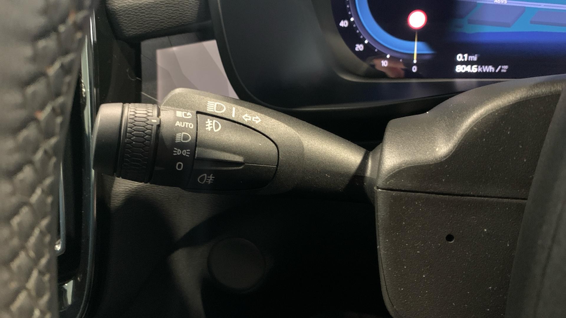 Volvo C40 Image 24