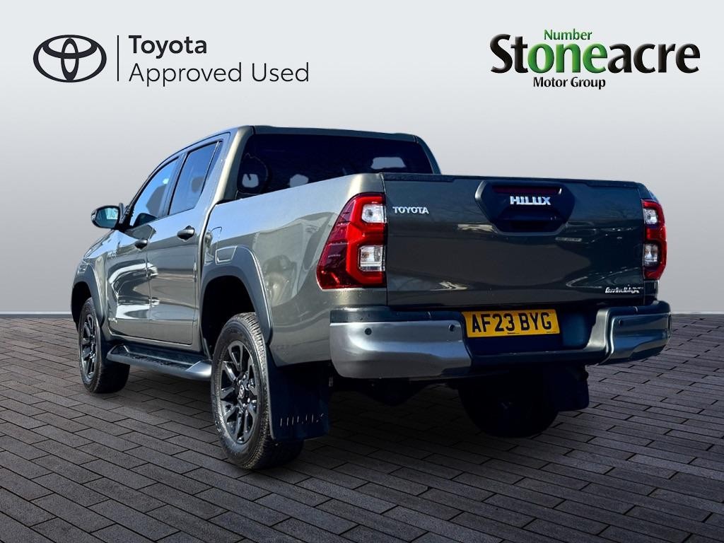 Toyota Hilux Image 7