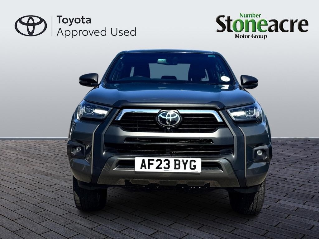 Toyota Hilux Image 10