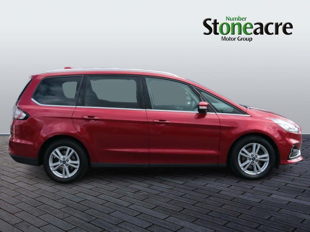 Ford Galaxy Image 2