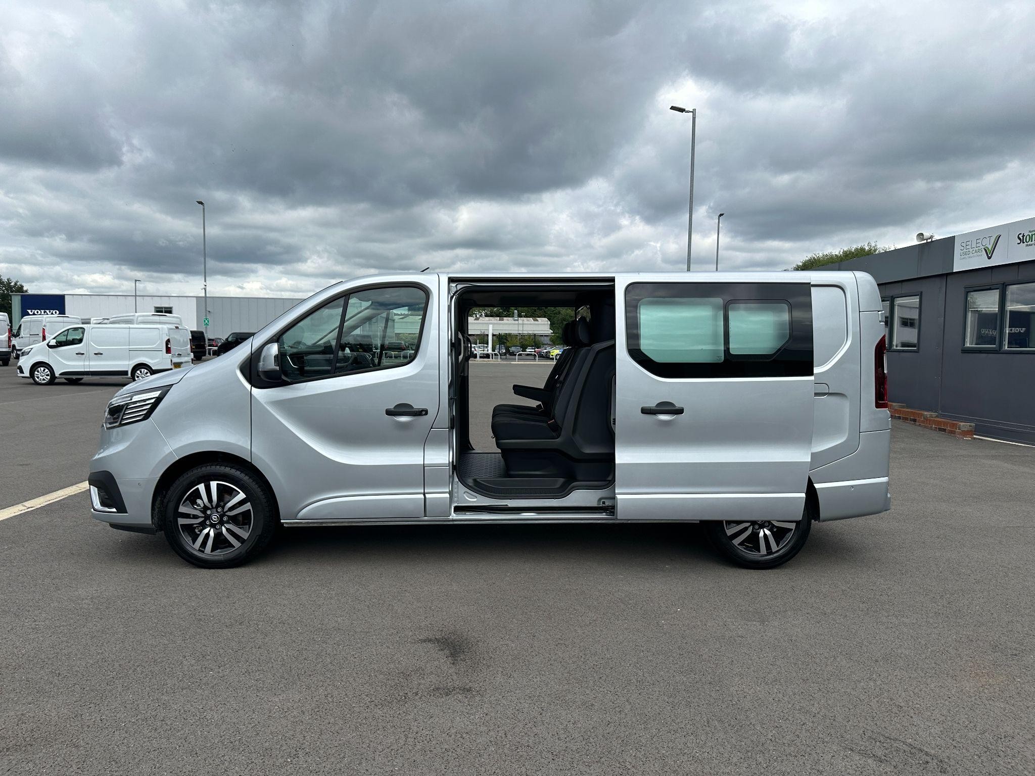 Renault Trafic Image 9