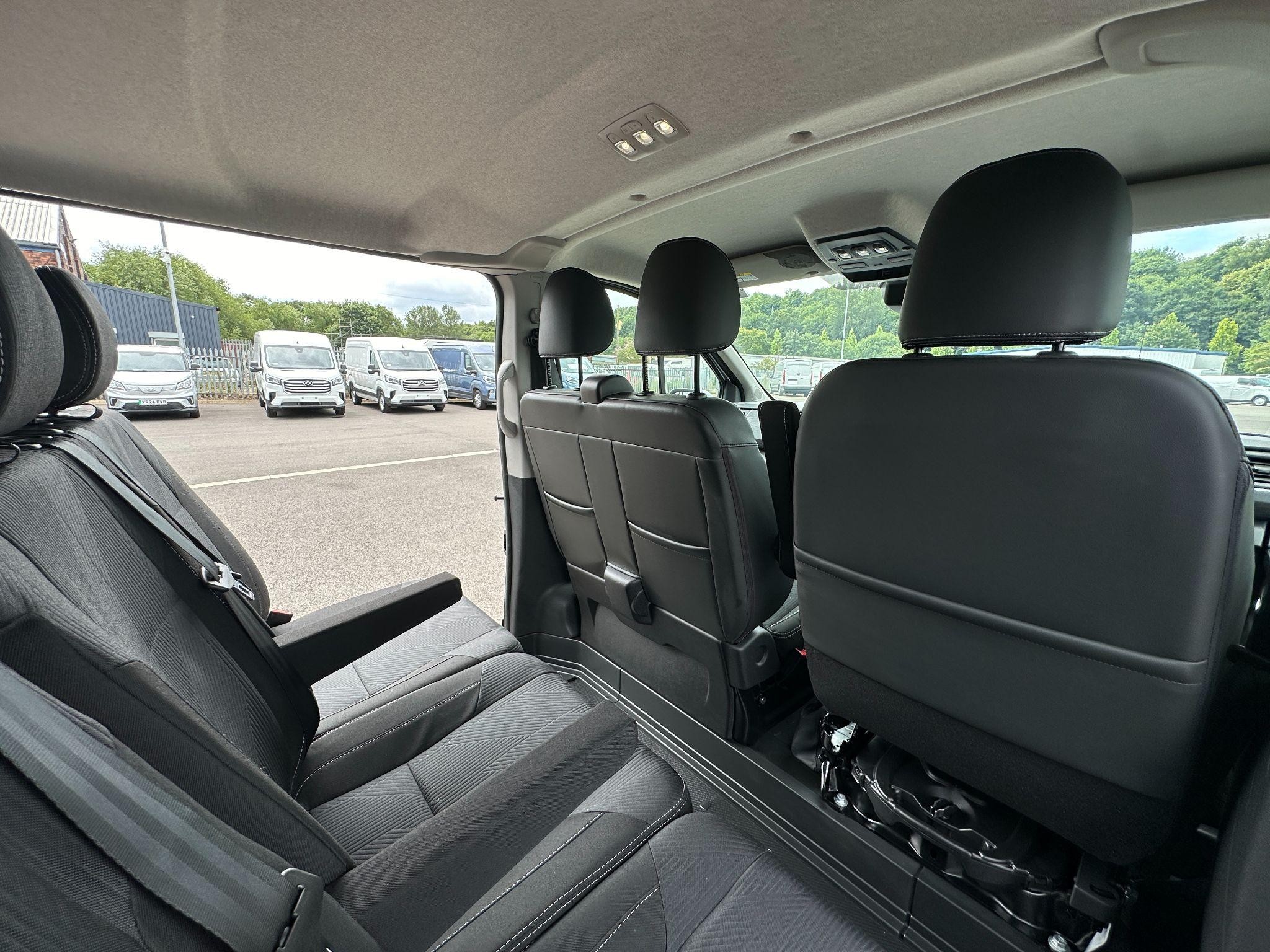 Renault Trafic Image 14
