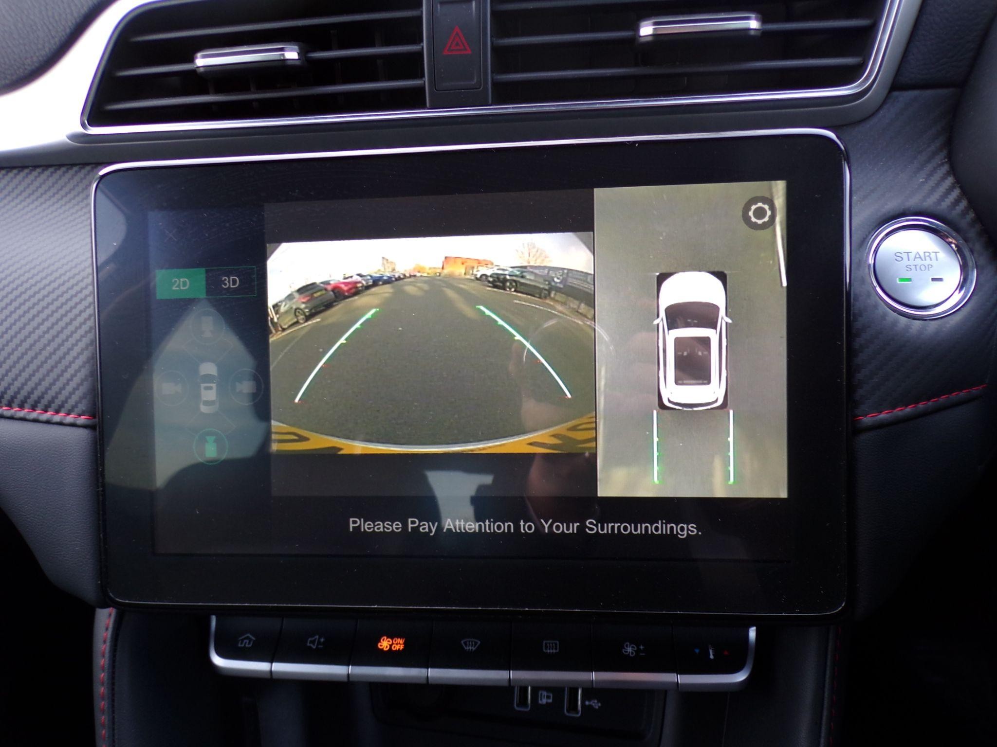 MG ZS Image 19