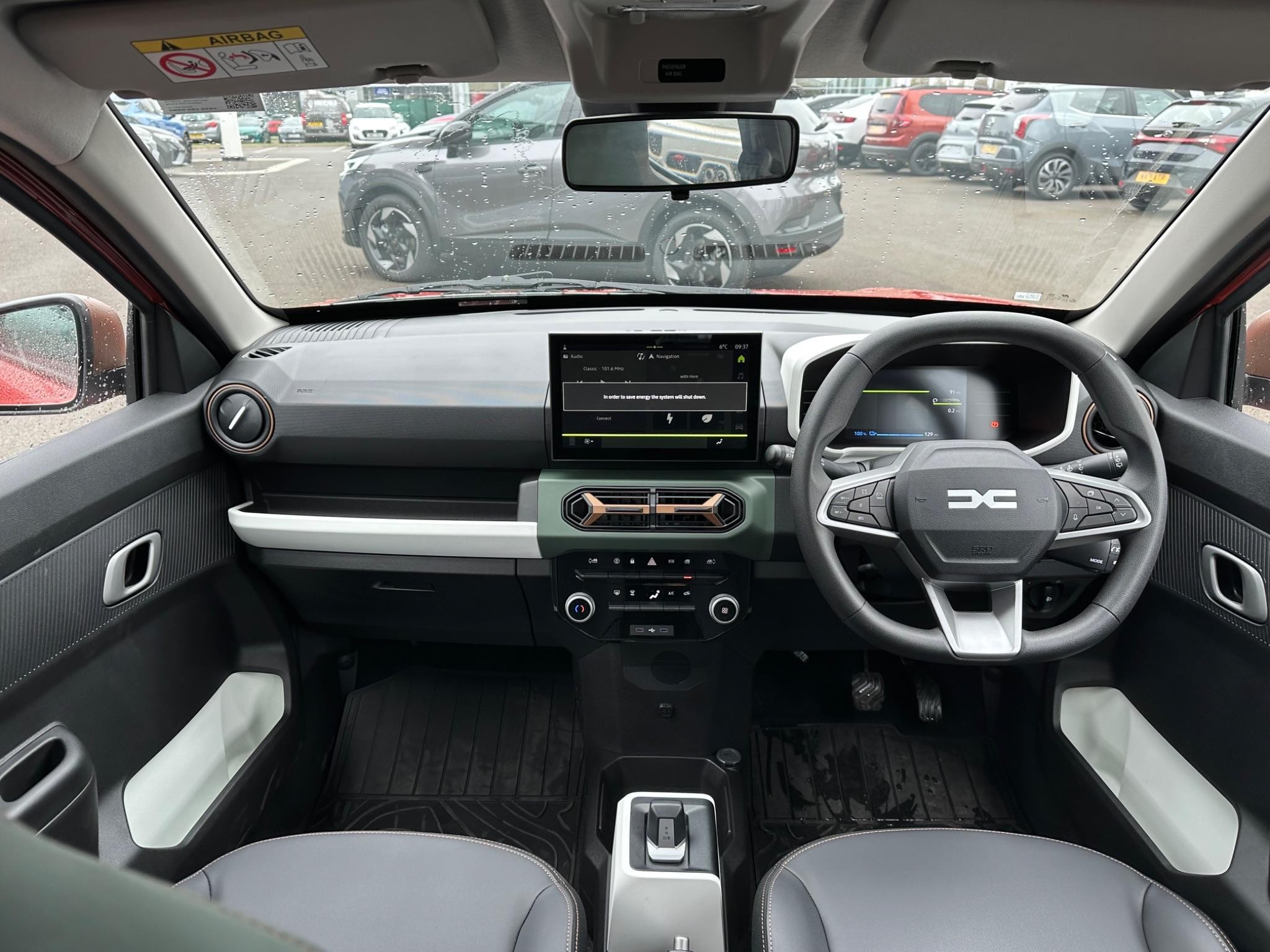 Dacia Spring Image 16