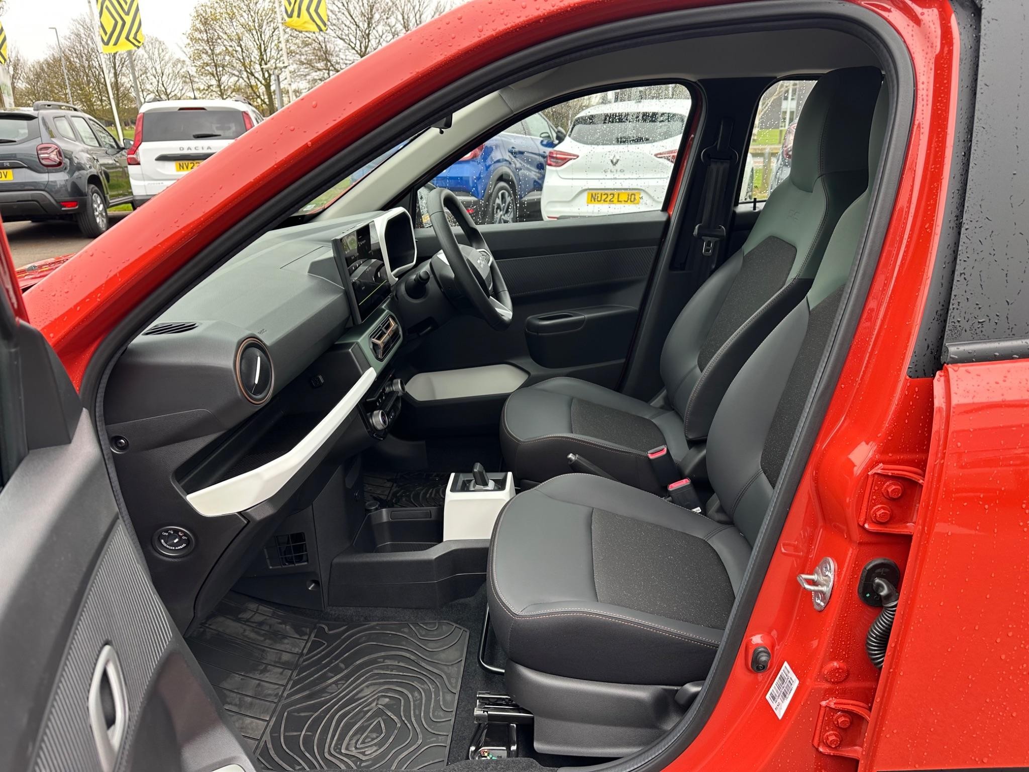 Dacia Spring Image 17