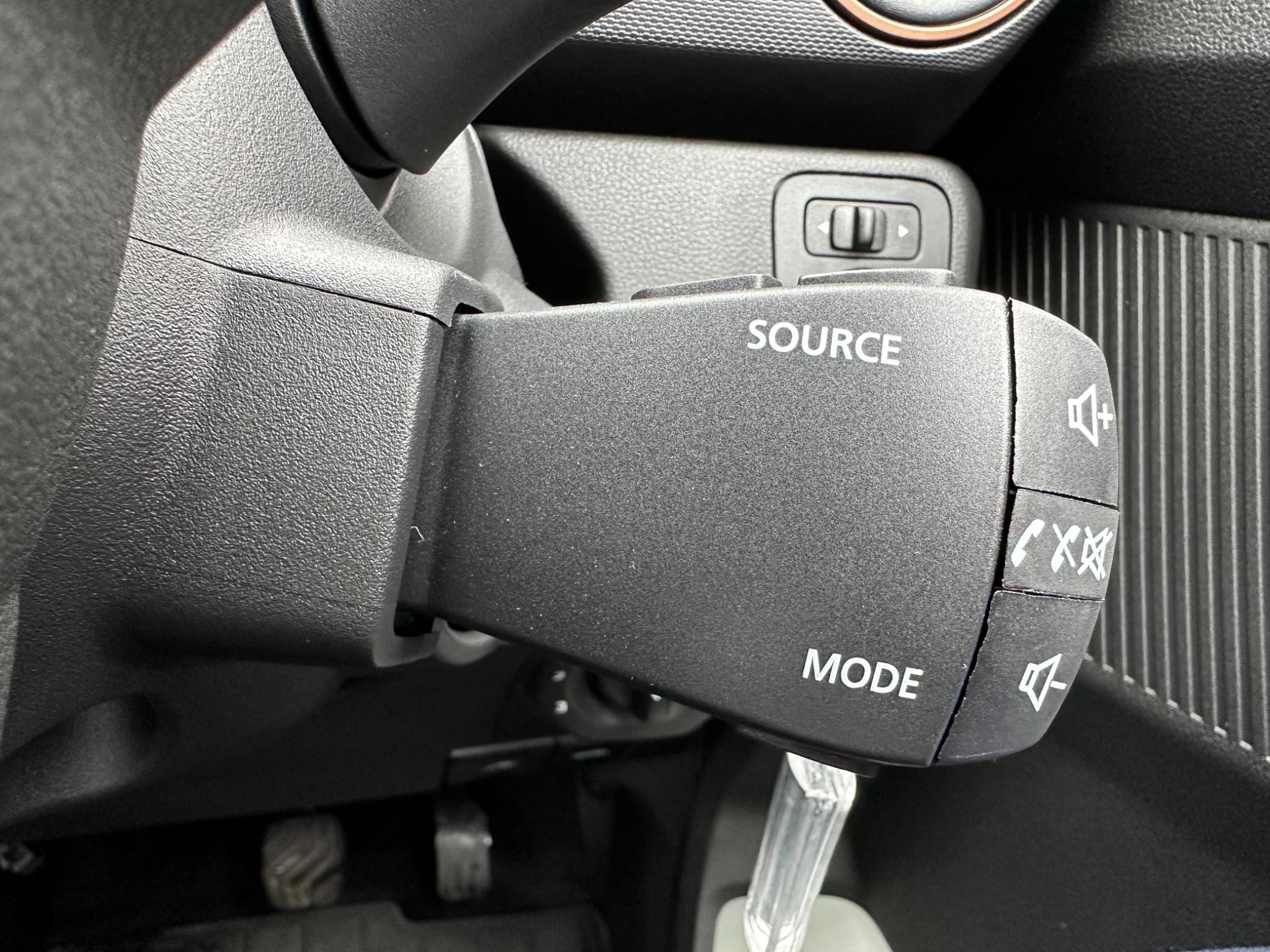 Dacia Spring Image 37