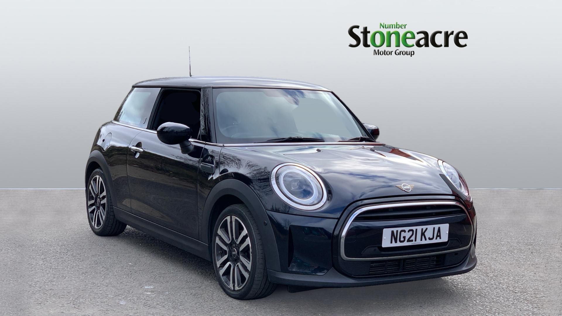 MINI Hatch Image 1