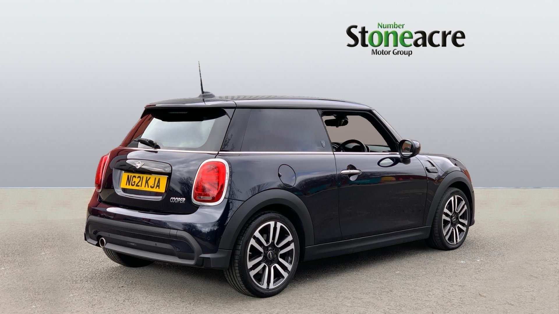 MINI Hatch Image 7