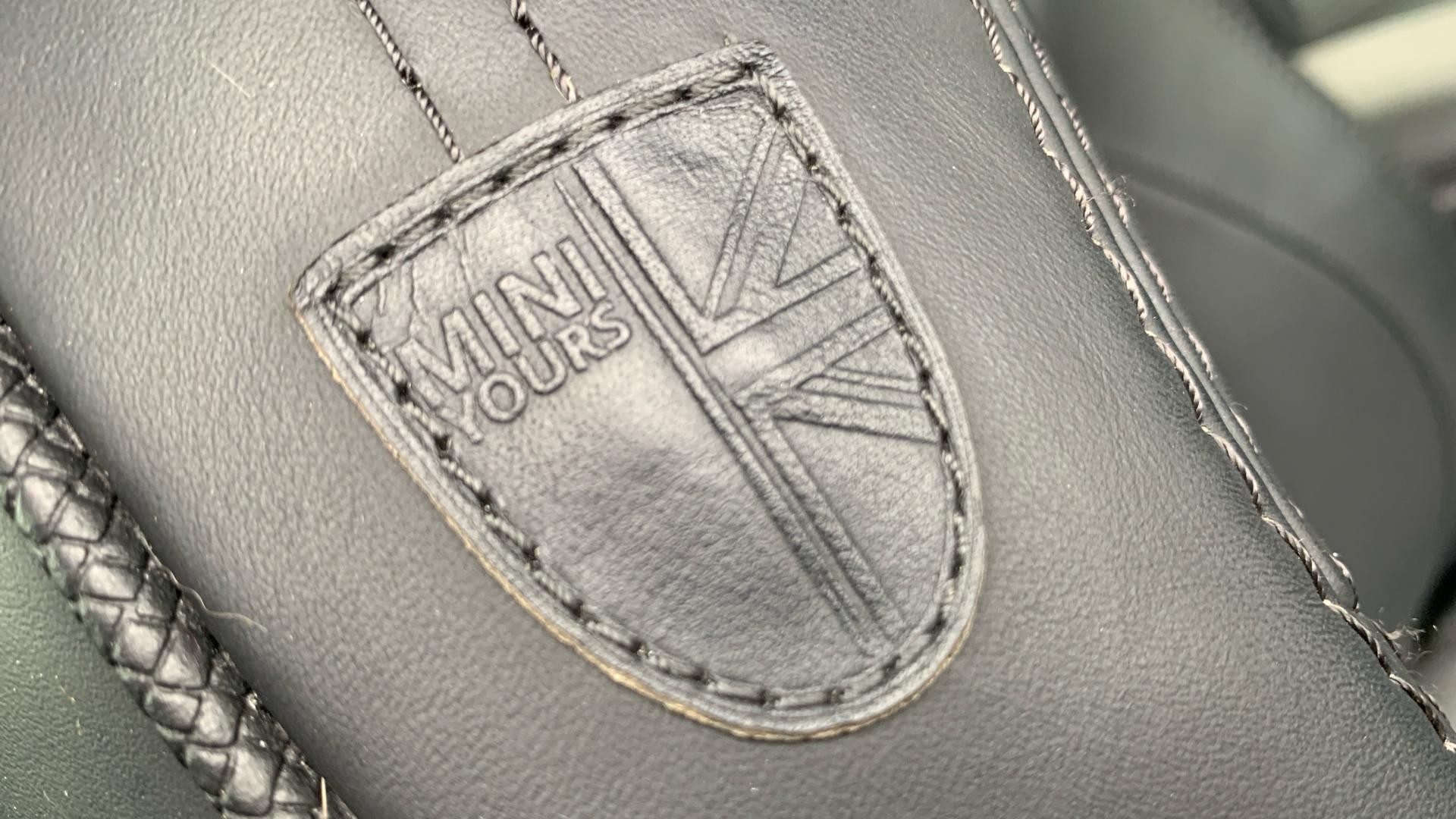 MINI Hatch Image 22