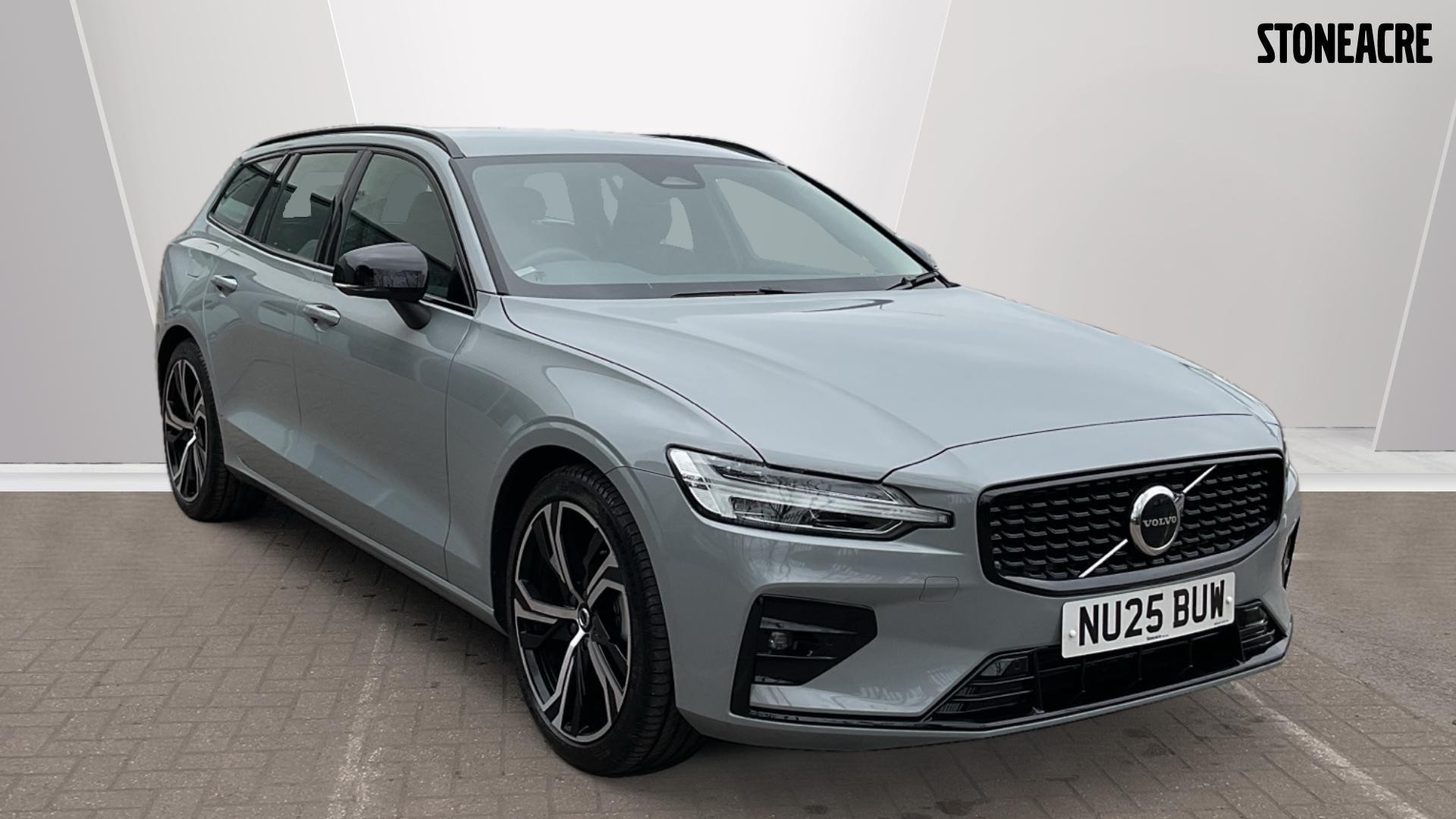 Volvo V60 Image 1