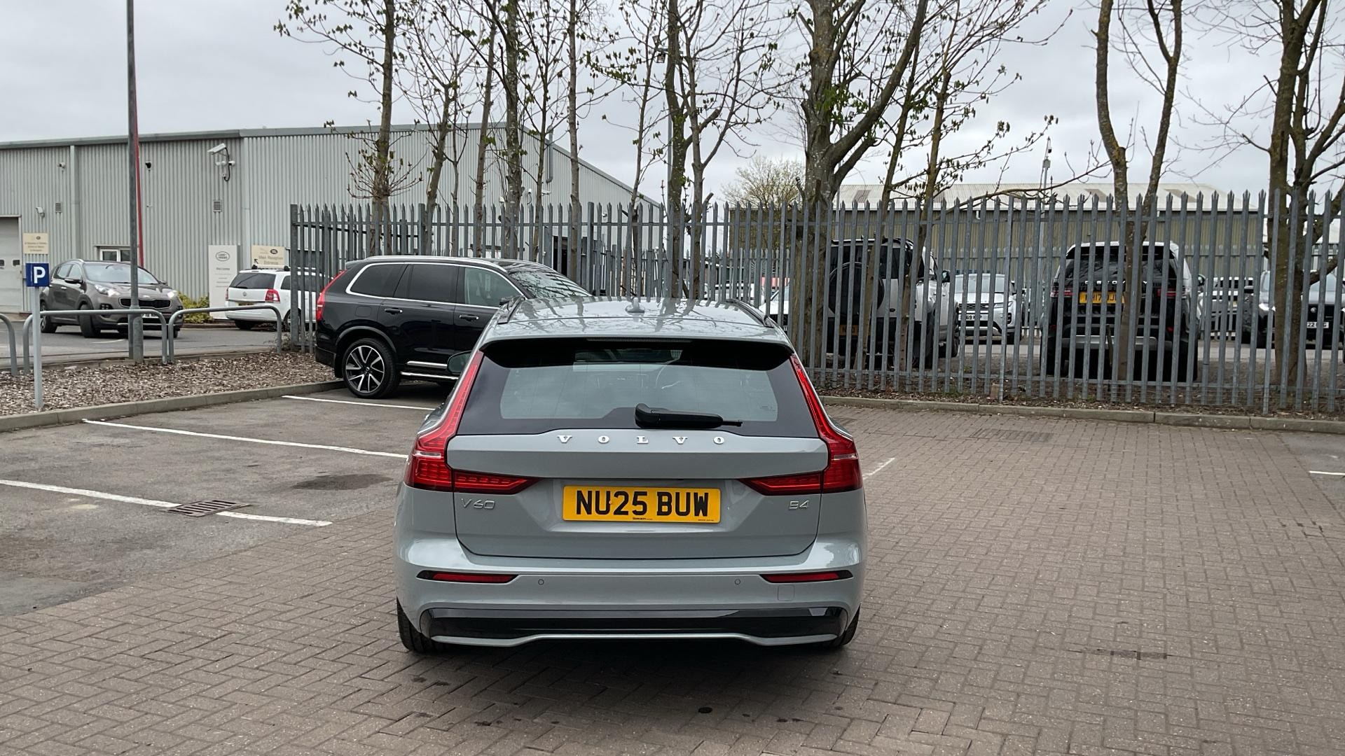 Volvo V60 Image 14
