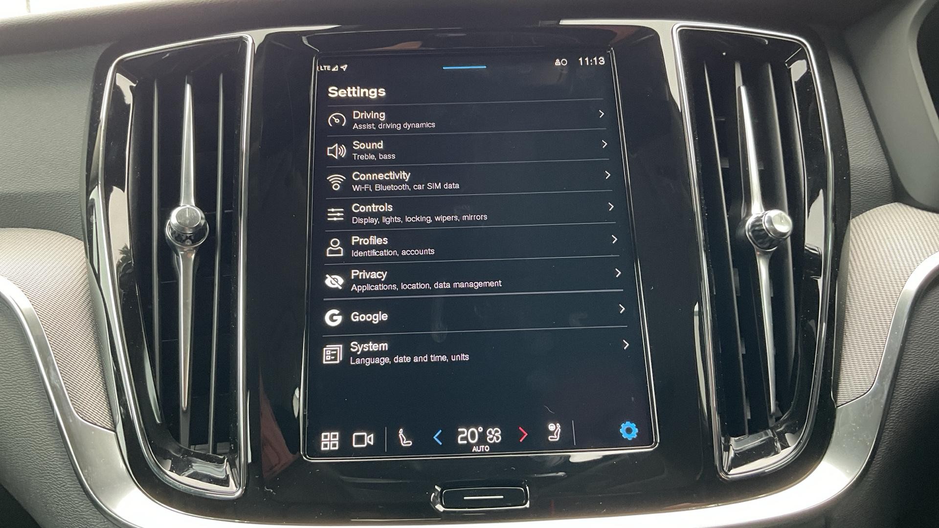 Volvo V60 Image 36