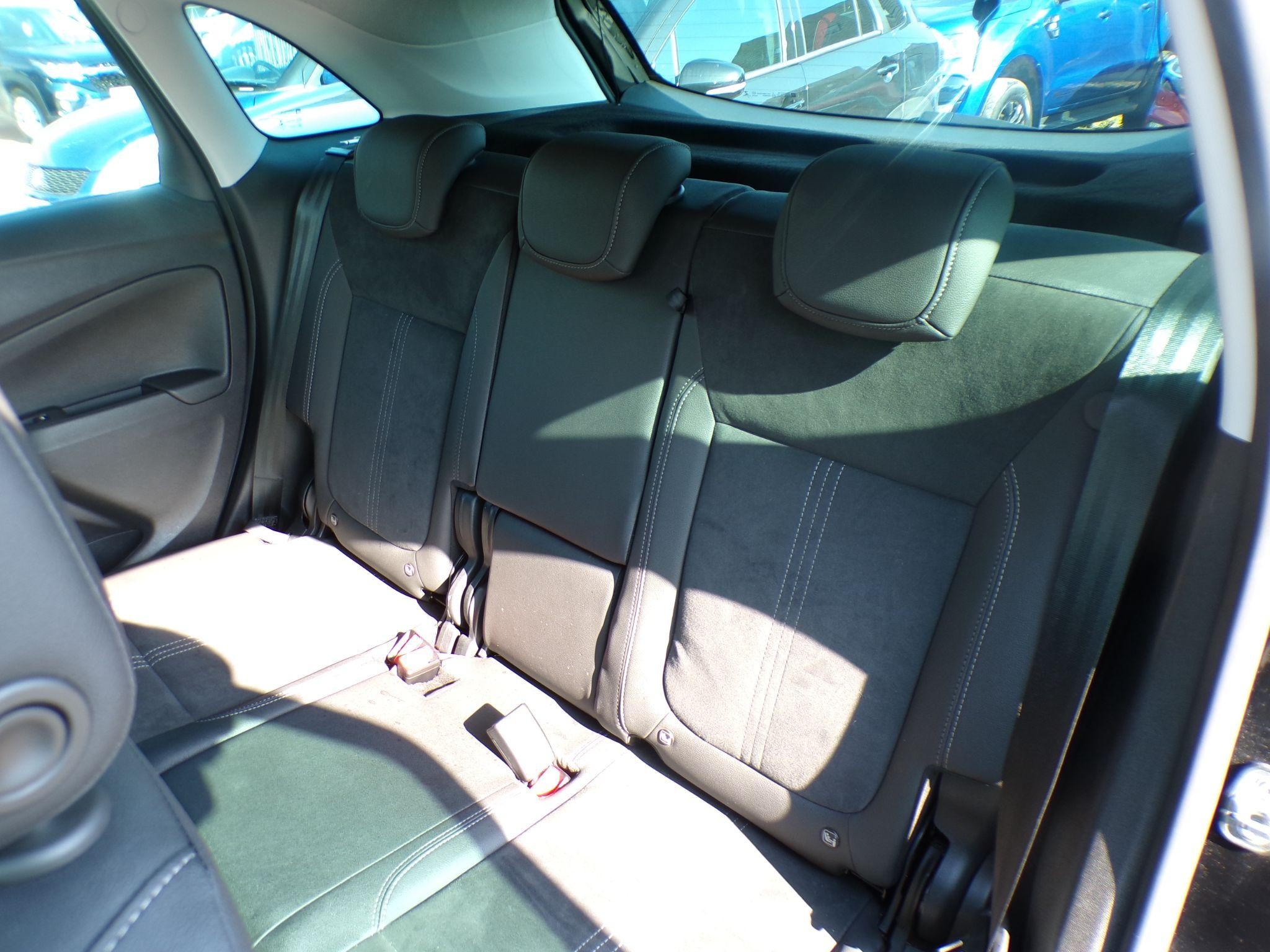 Vauxhall Crossland Image 28