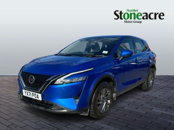 Nissan Qashqai 1.3 DIG-T MHEV Acenta Premium SUV 5dr Petrol XTRON Euro 6 (s/s) (158 ps) YX71POA Image 3