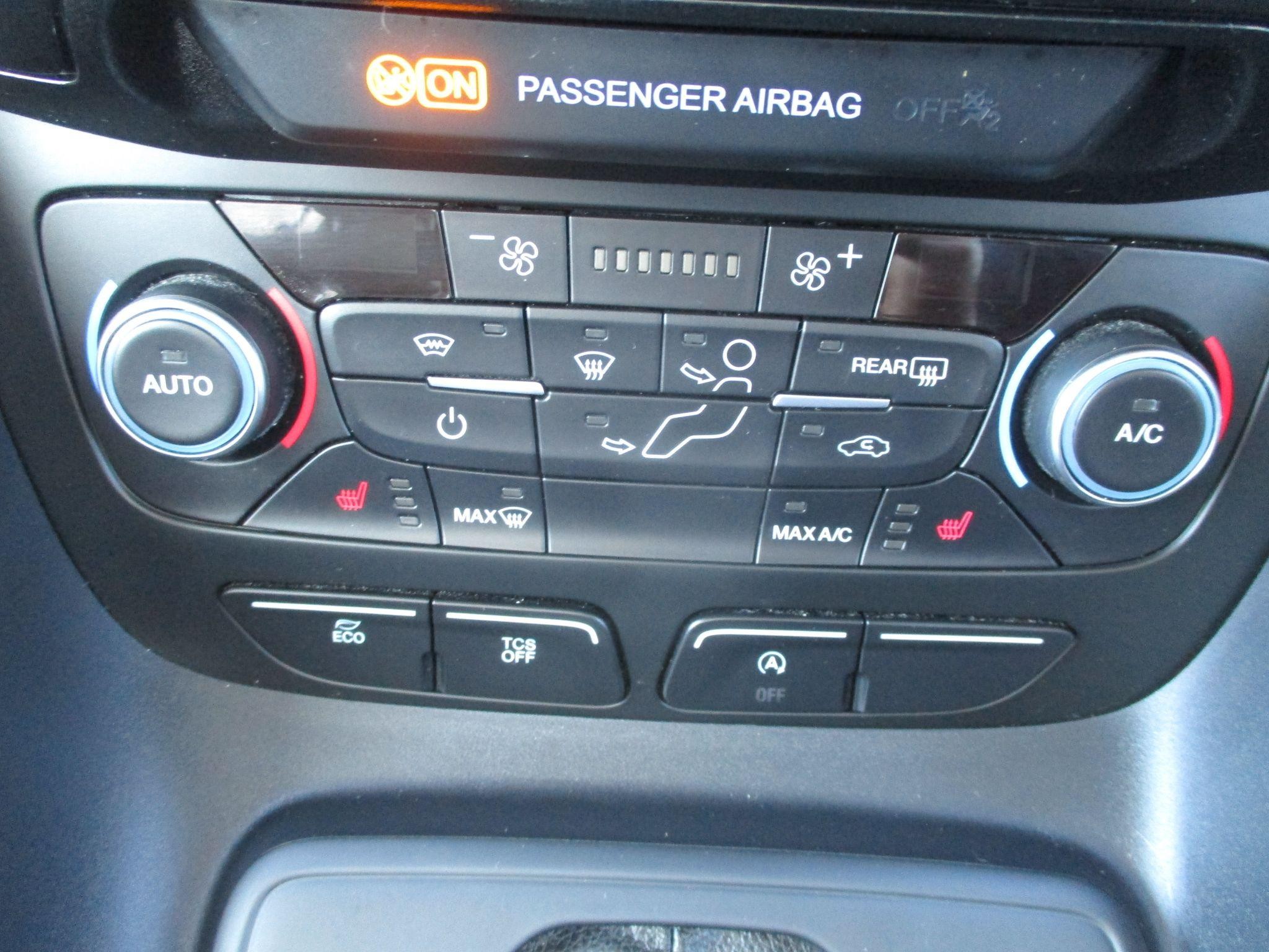 Ford Tourneo Connect Image 13
