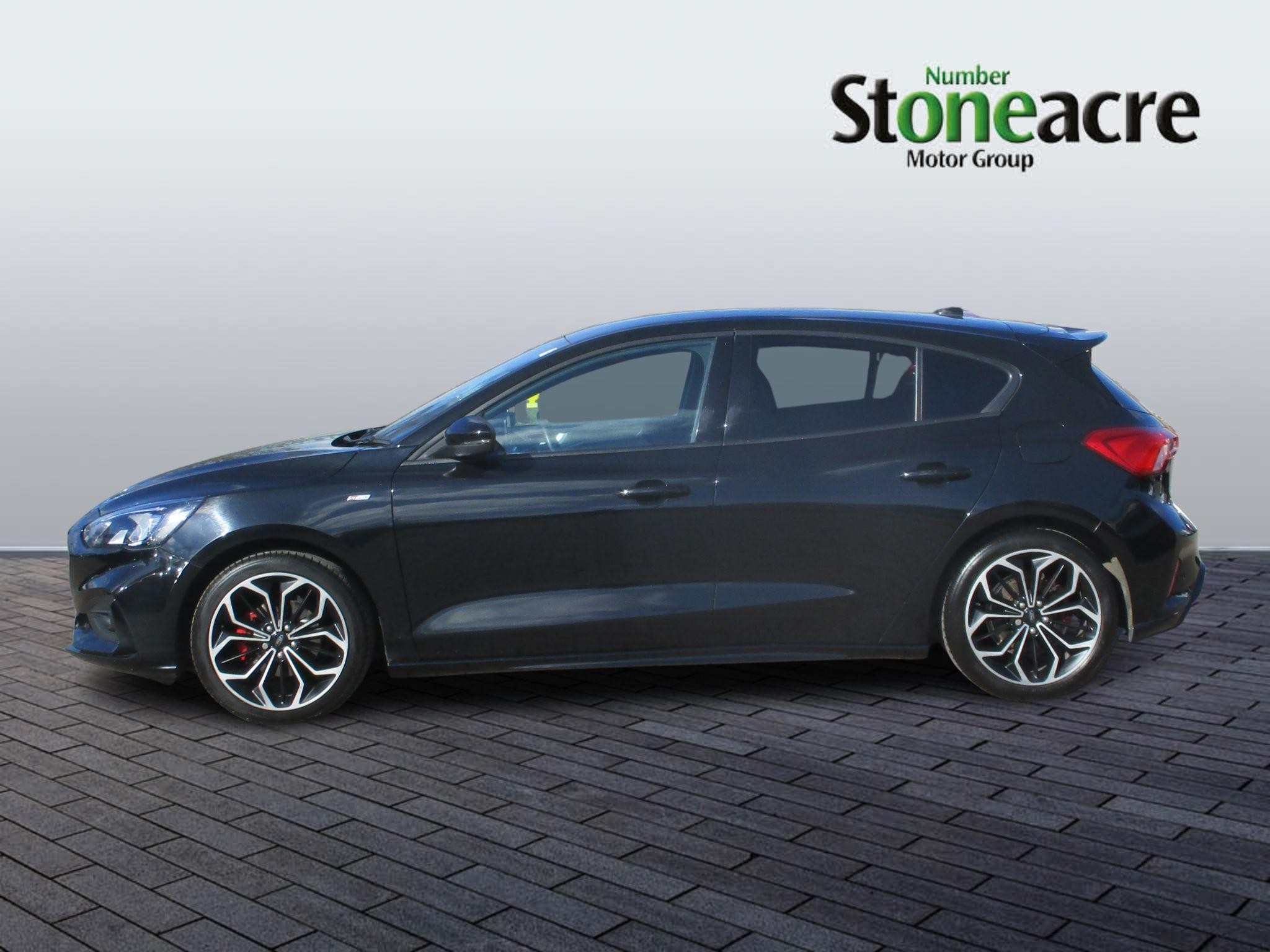 Ford Focus Image 8